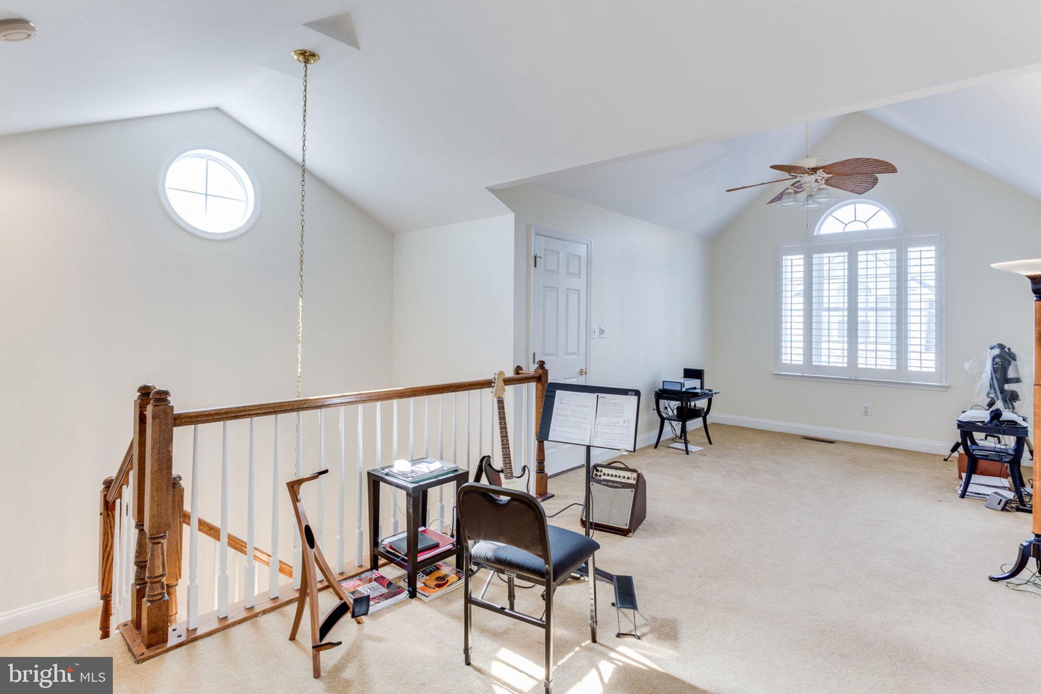 RIVERGATE - Residential