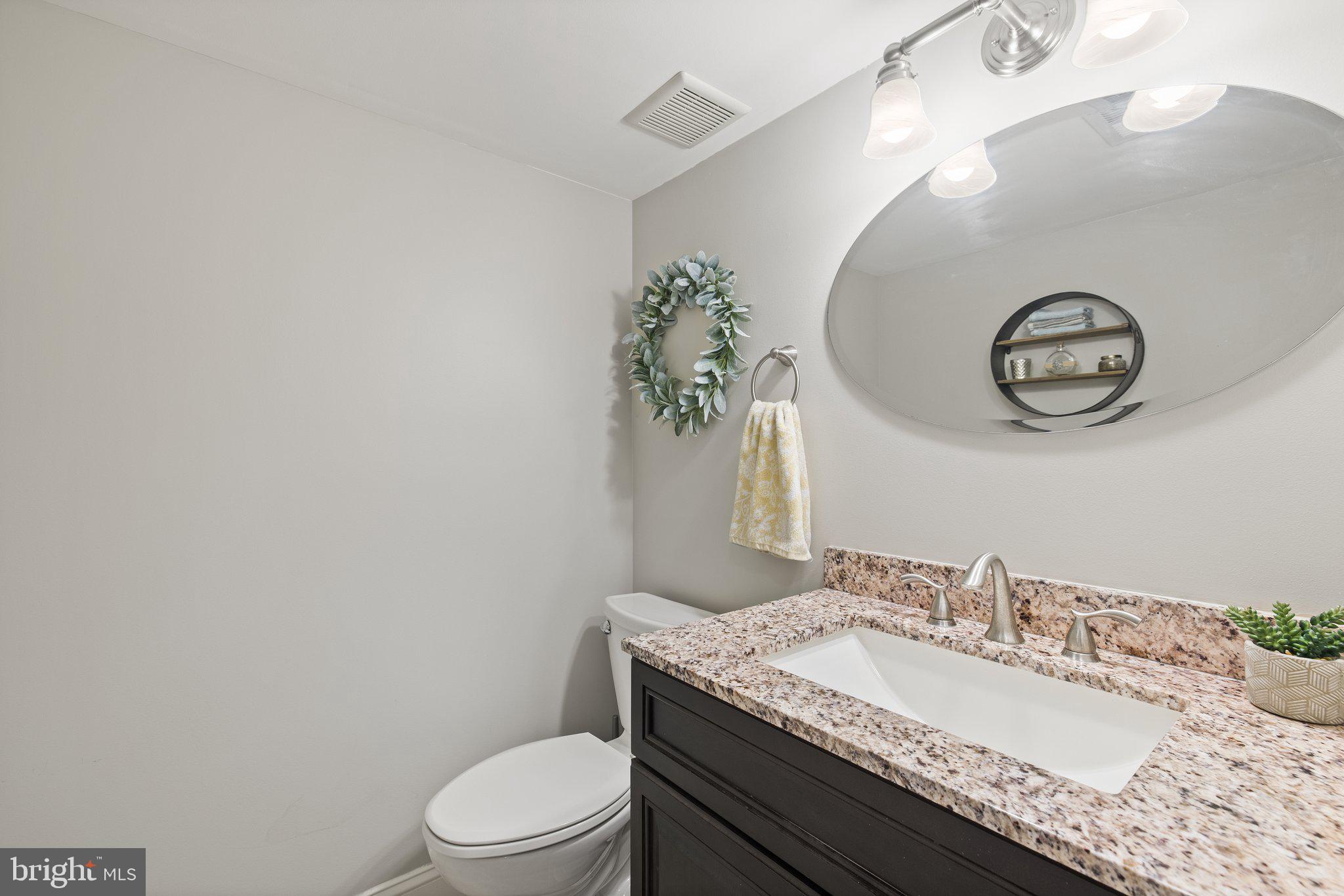 LAKEPOINTE - Residential