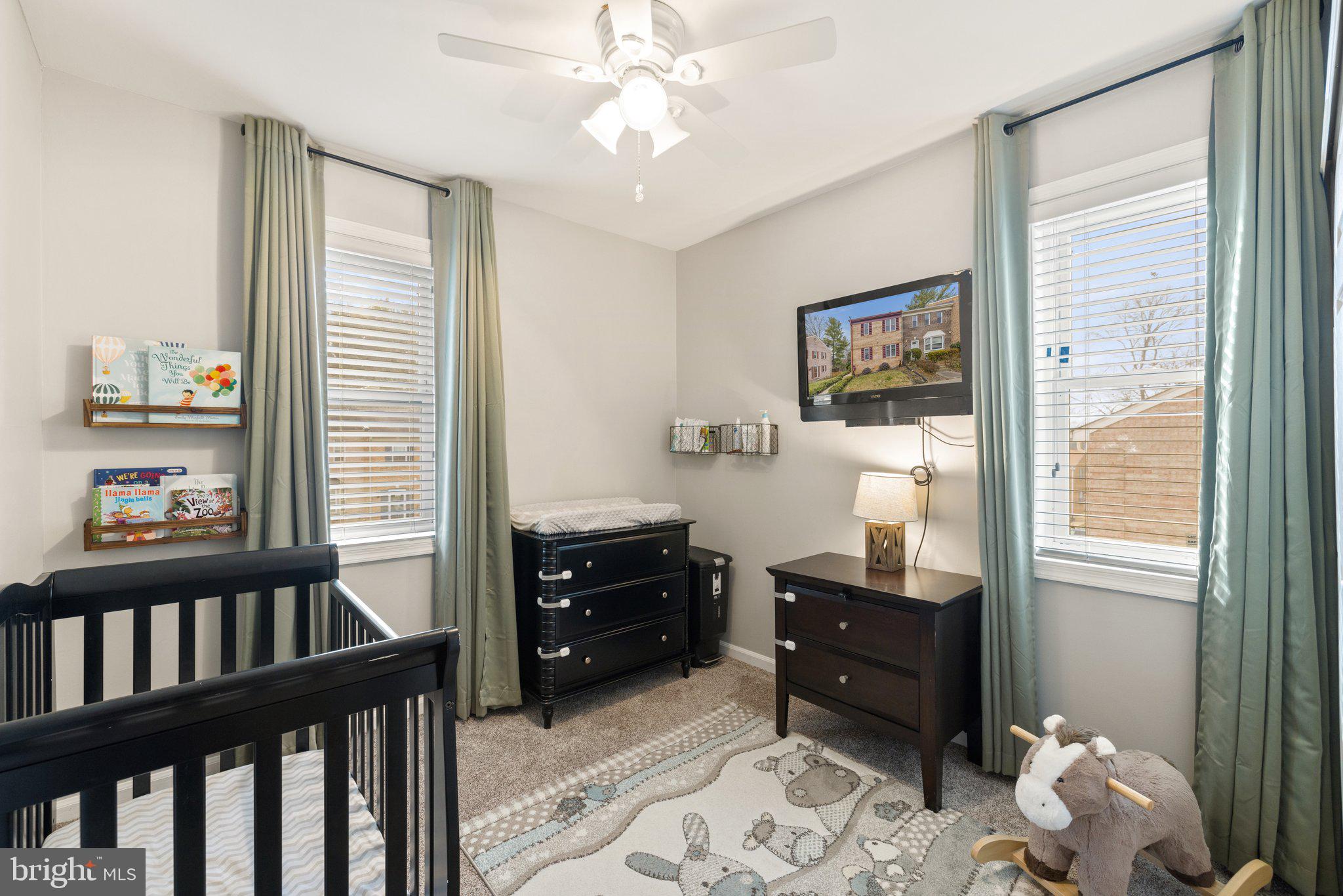 LAKEPOINTE - Residential