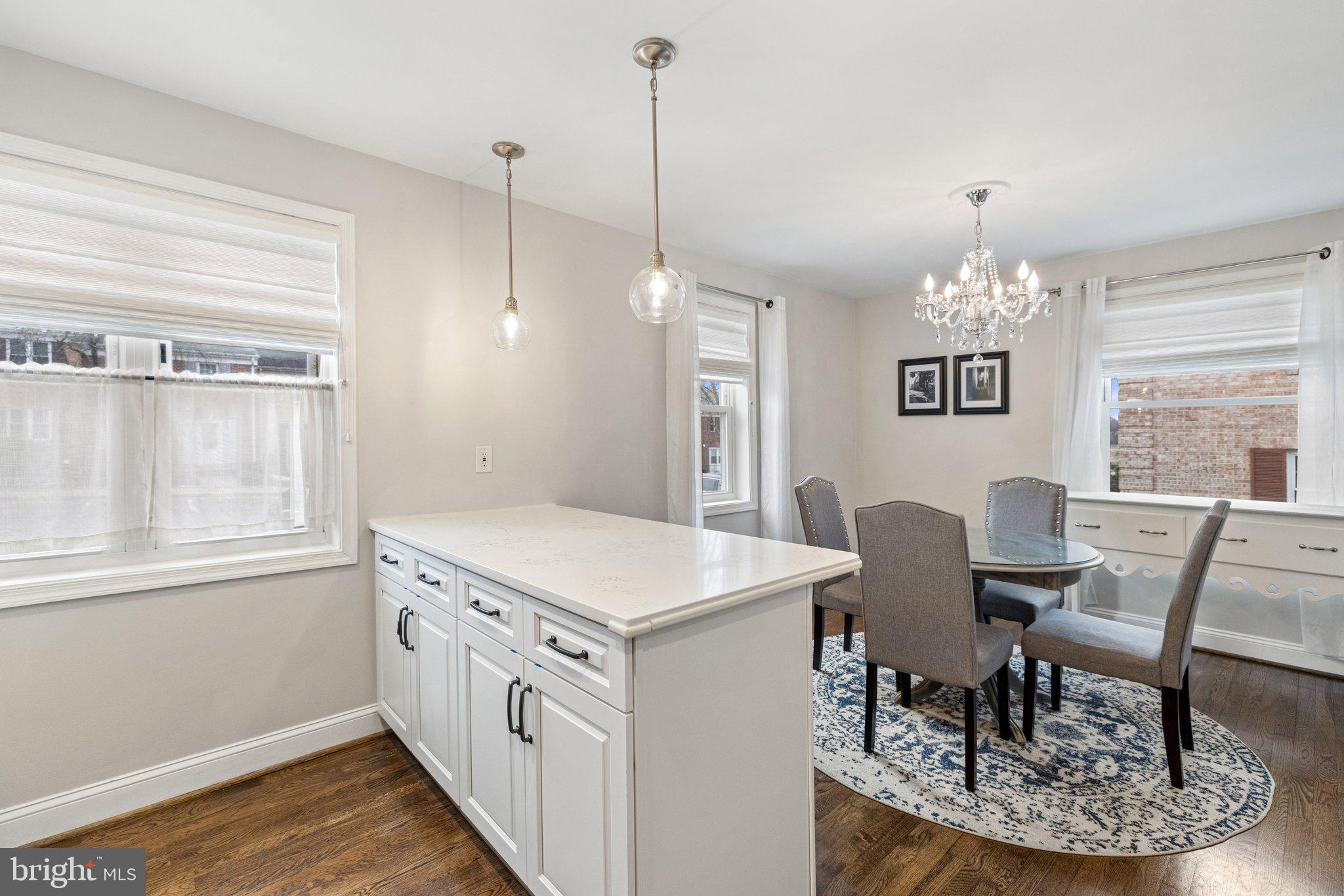 LAKEPOINTE - Residential