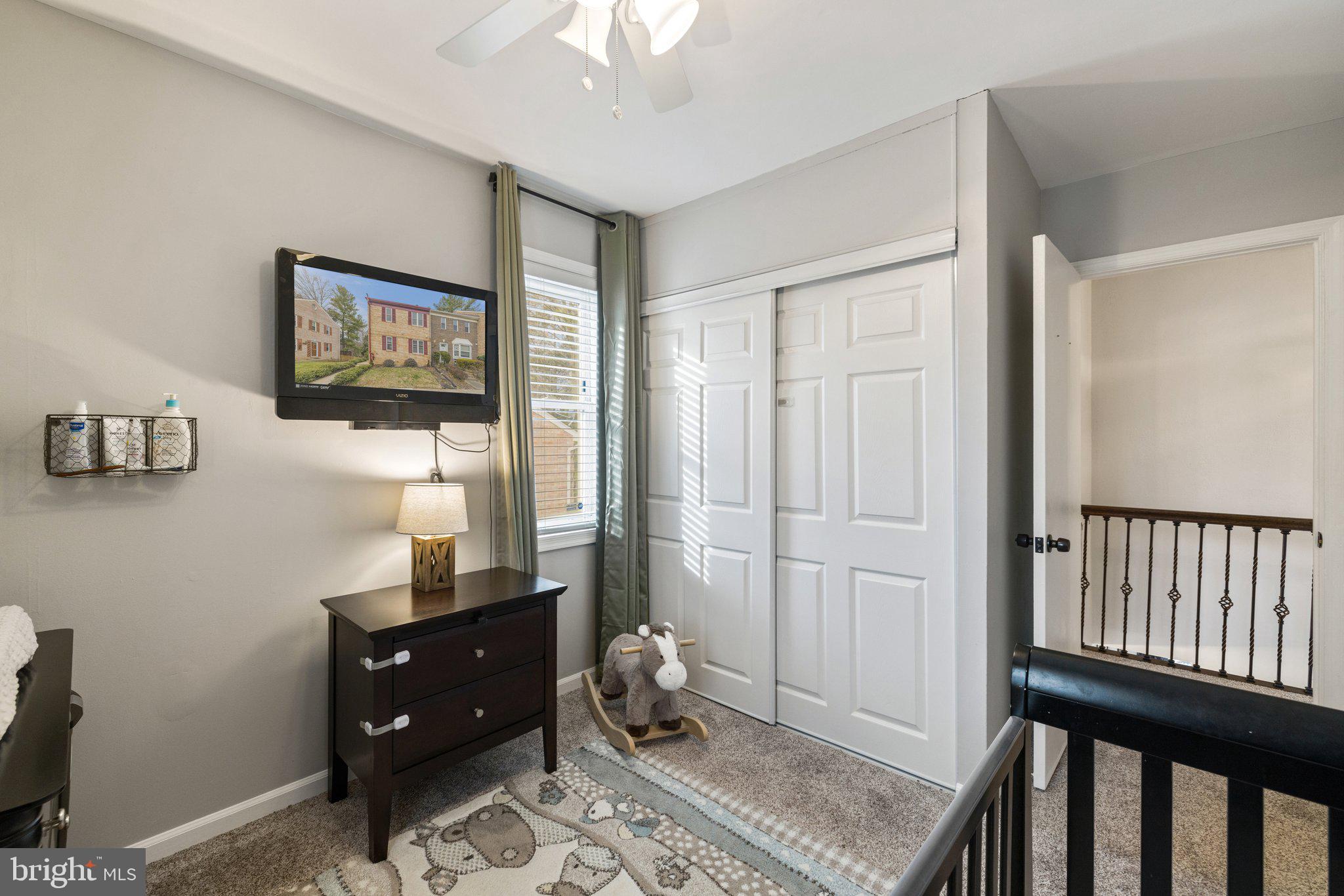 LAKEPOINTE - Residential