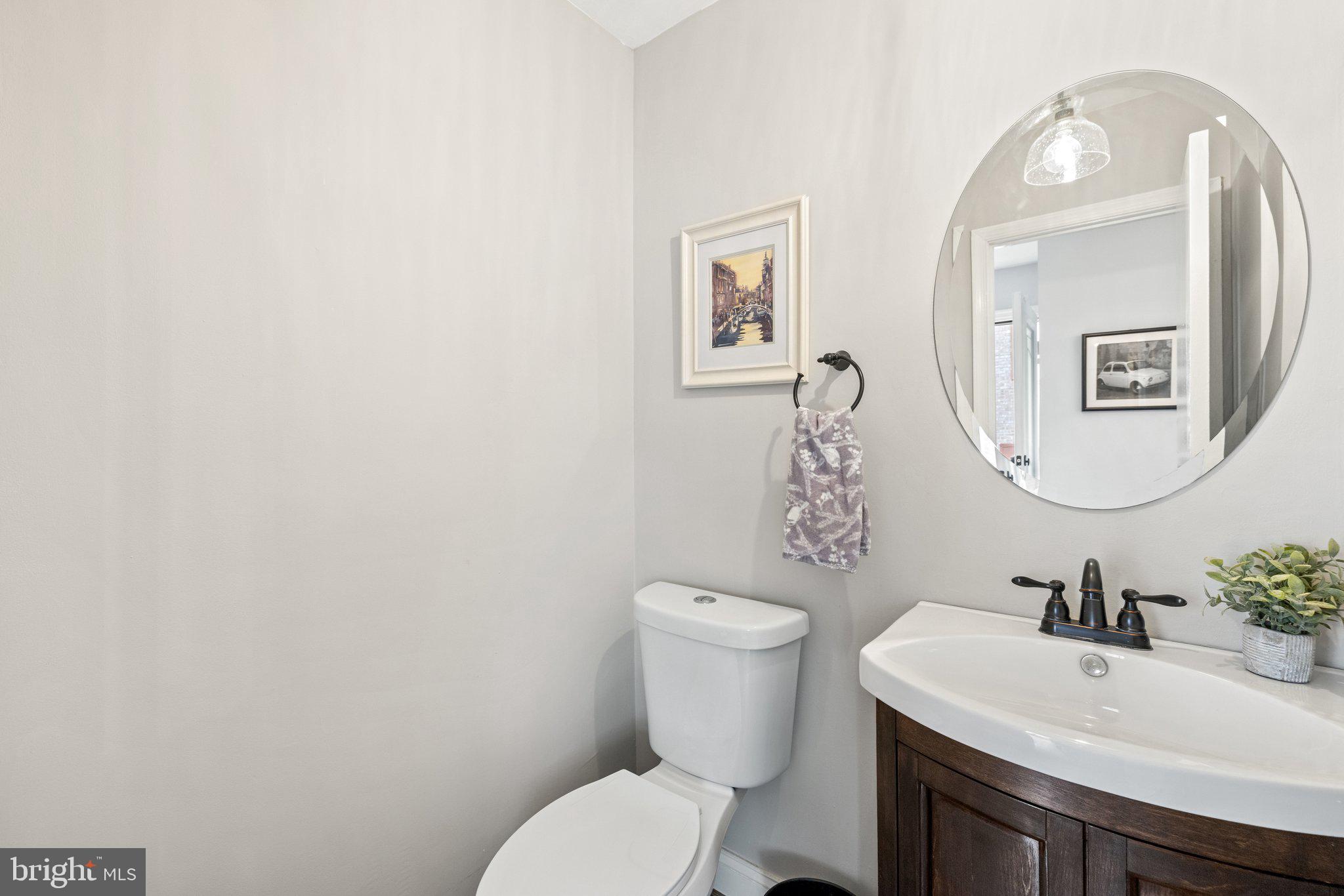 LAKEPOINTE - Residential