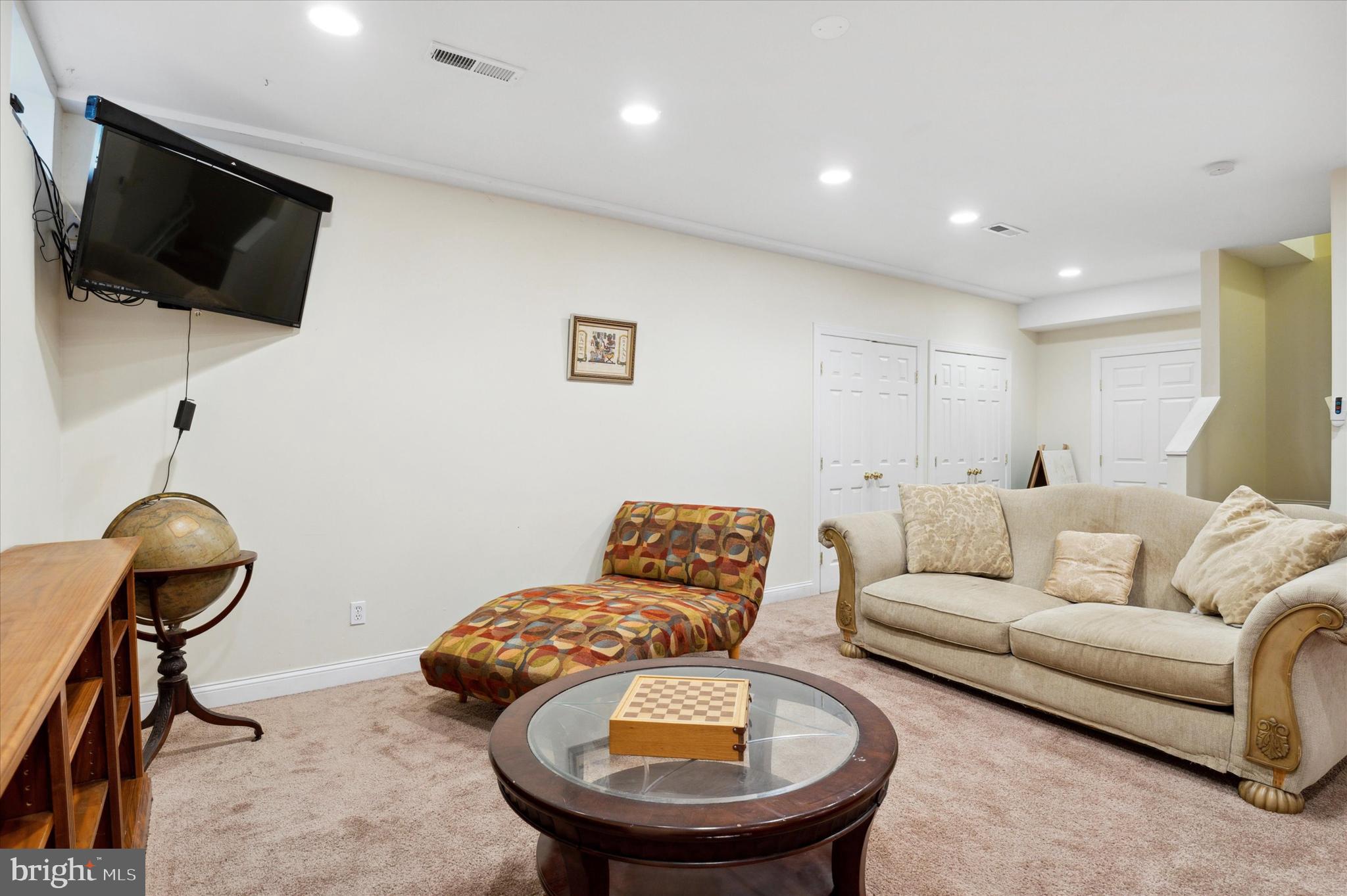 LOTHLORIEN VILLAGE - Residential