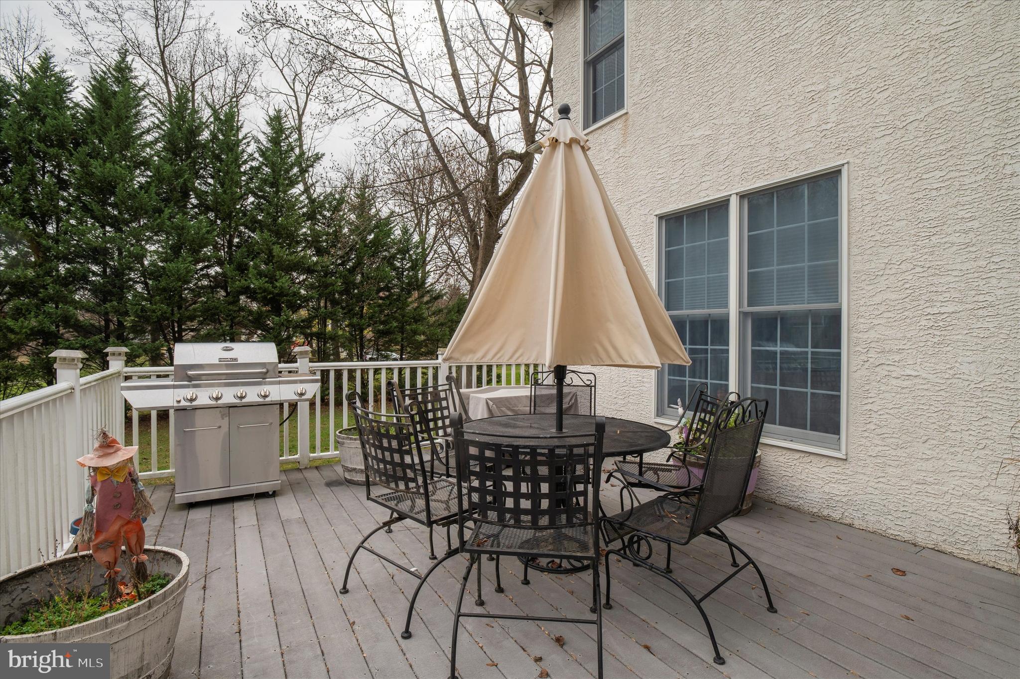 LOTHLORIEN VILLAGE - Residential