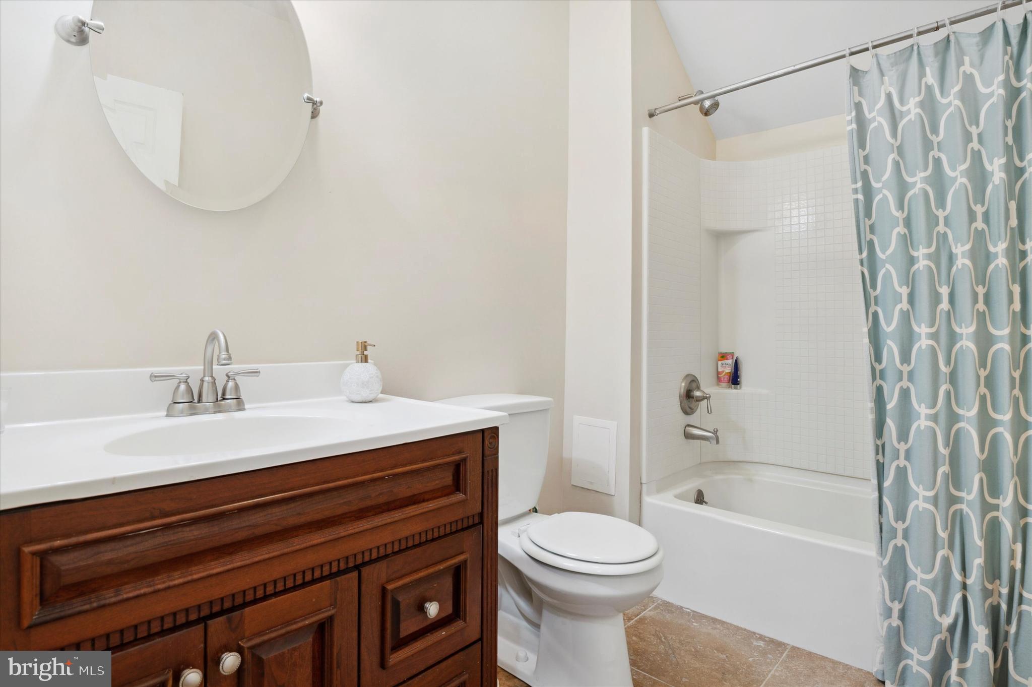 LOTHLORIEN VILLAGE - Residential