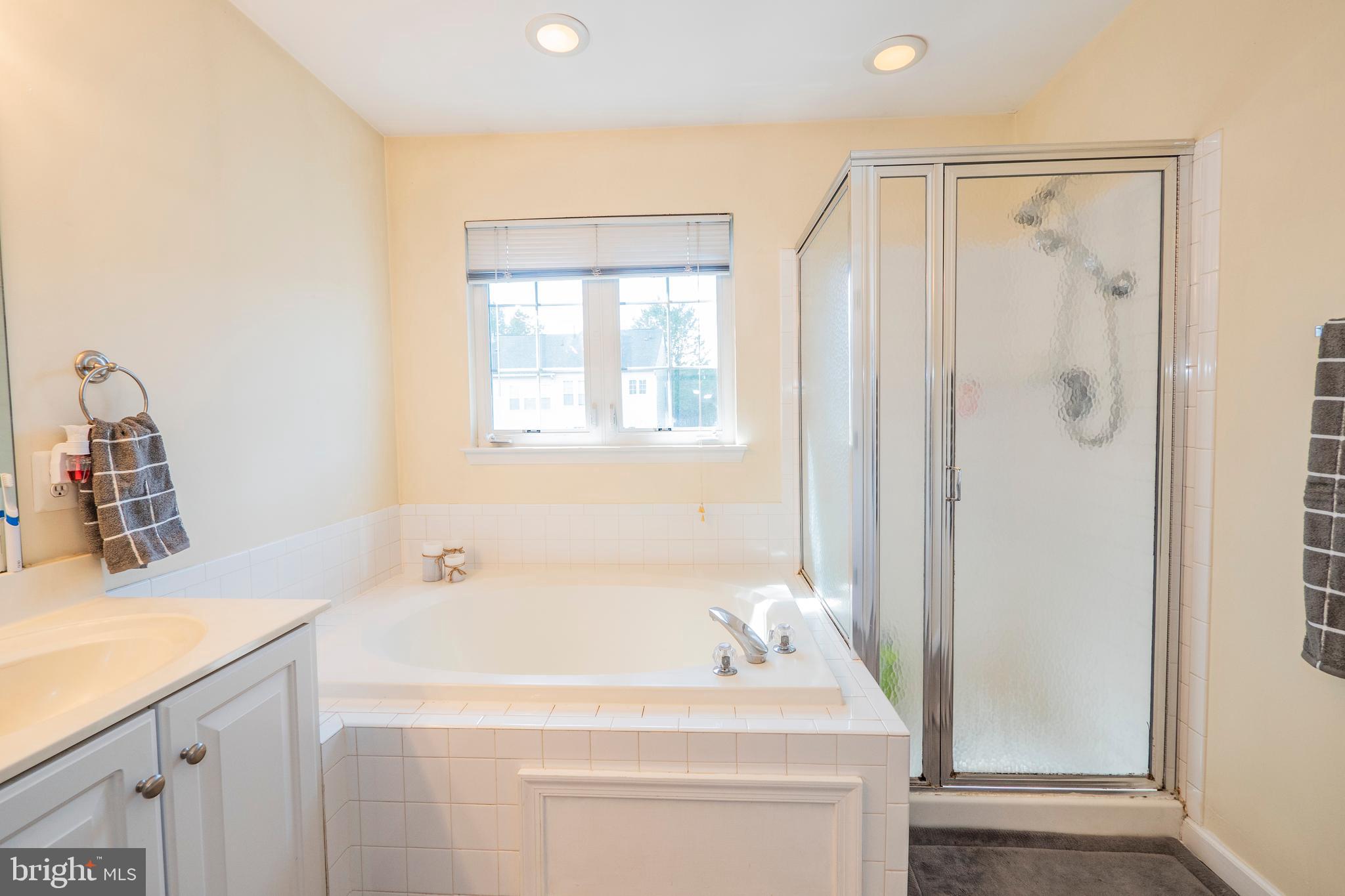 DEARBOUGHT - Residential