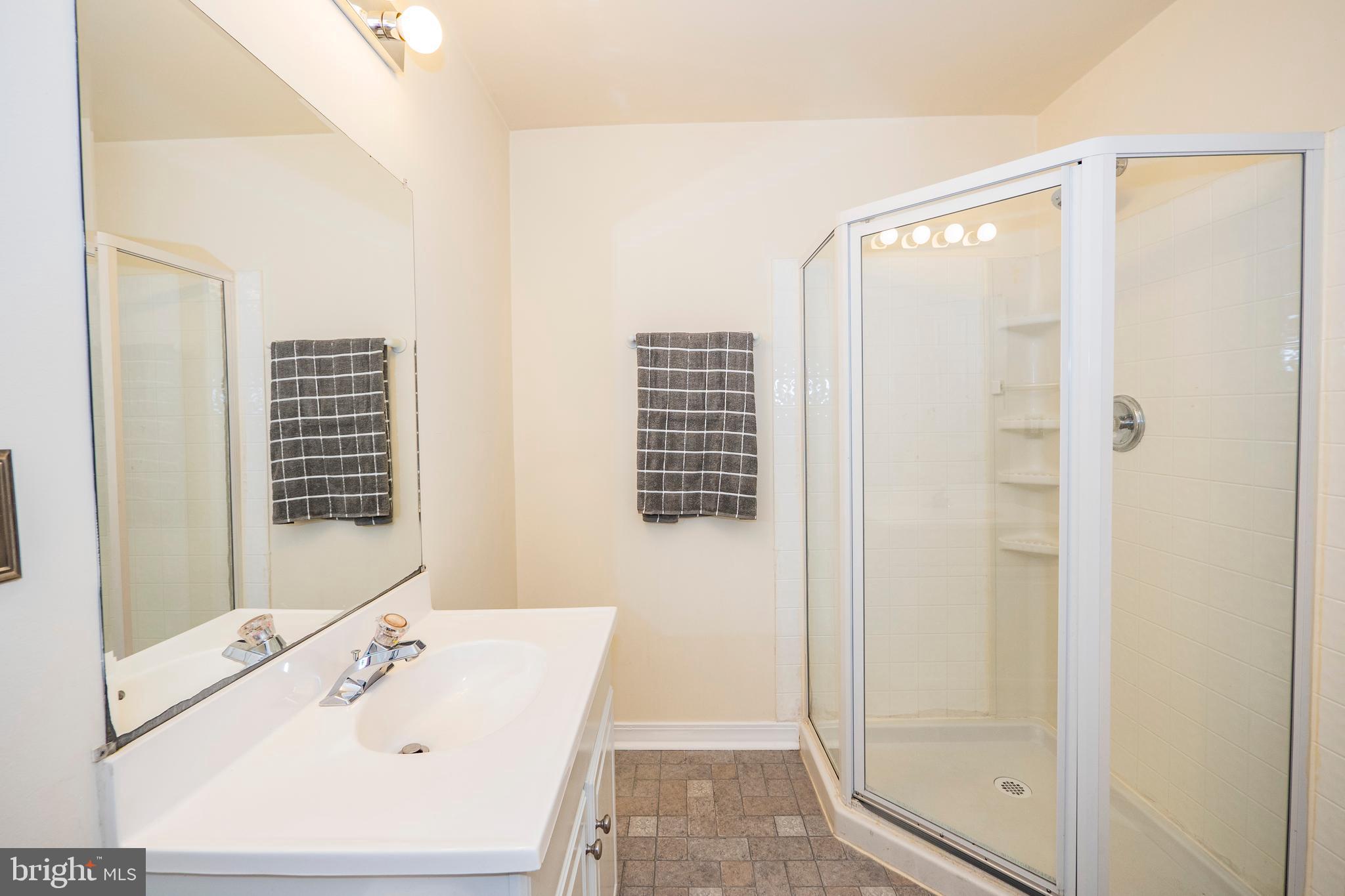 DEARBOUGHT - Residential