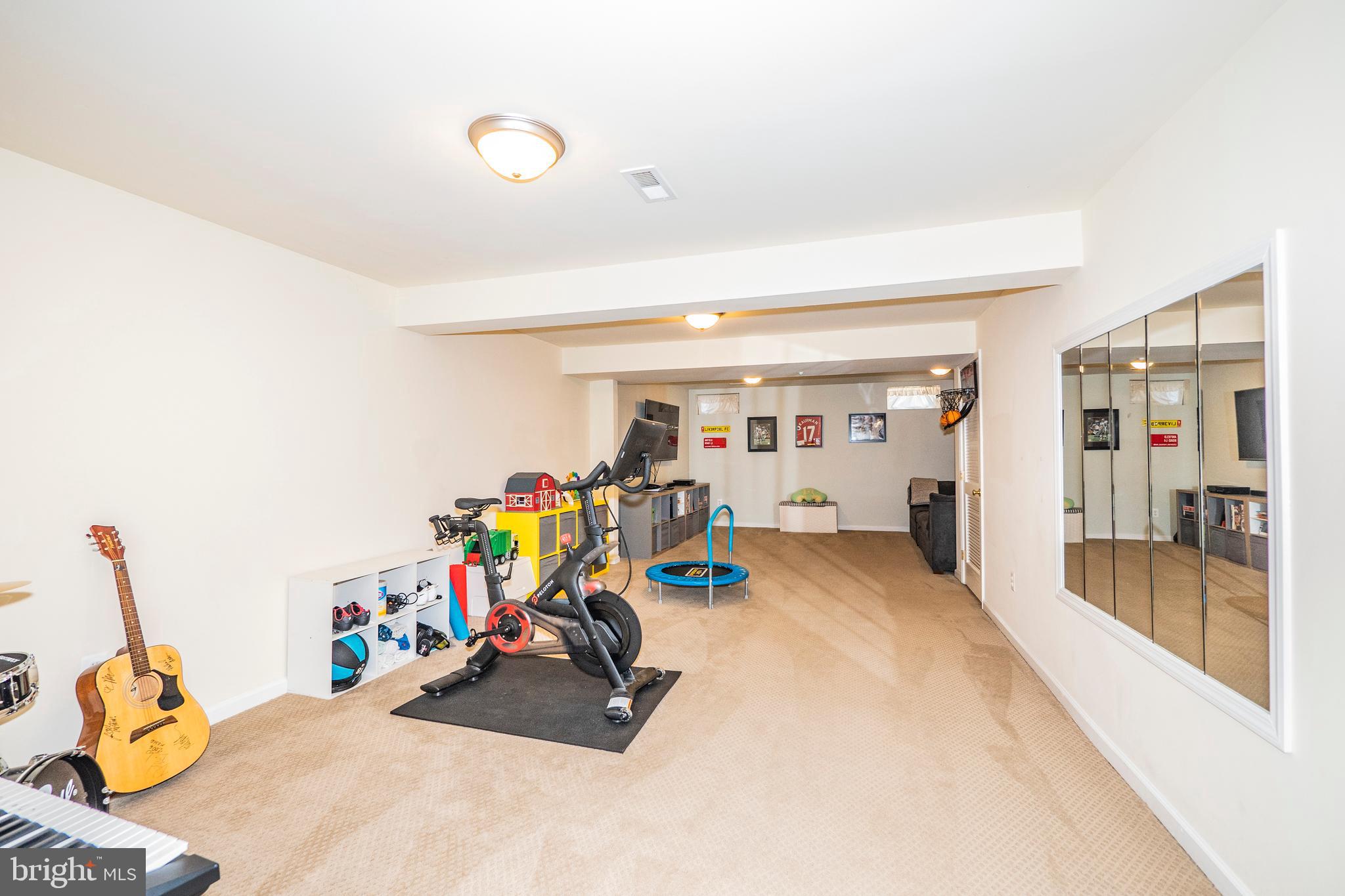 DEARBOUGHT - Residential