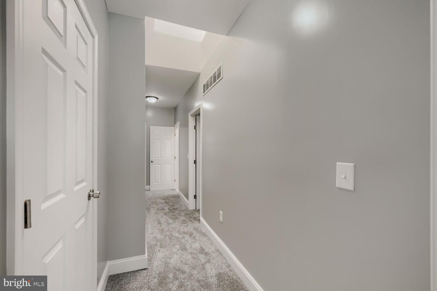 EAST SIDE - Residential