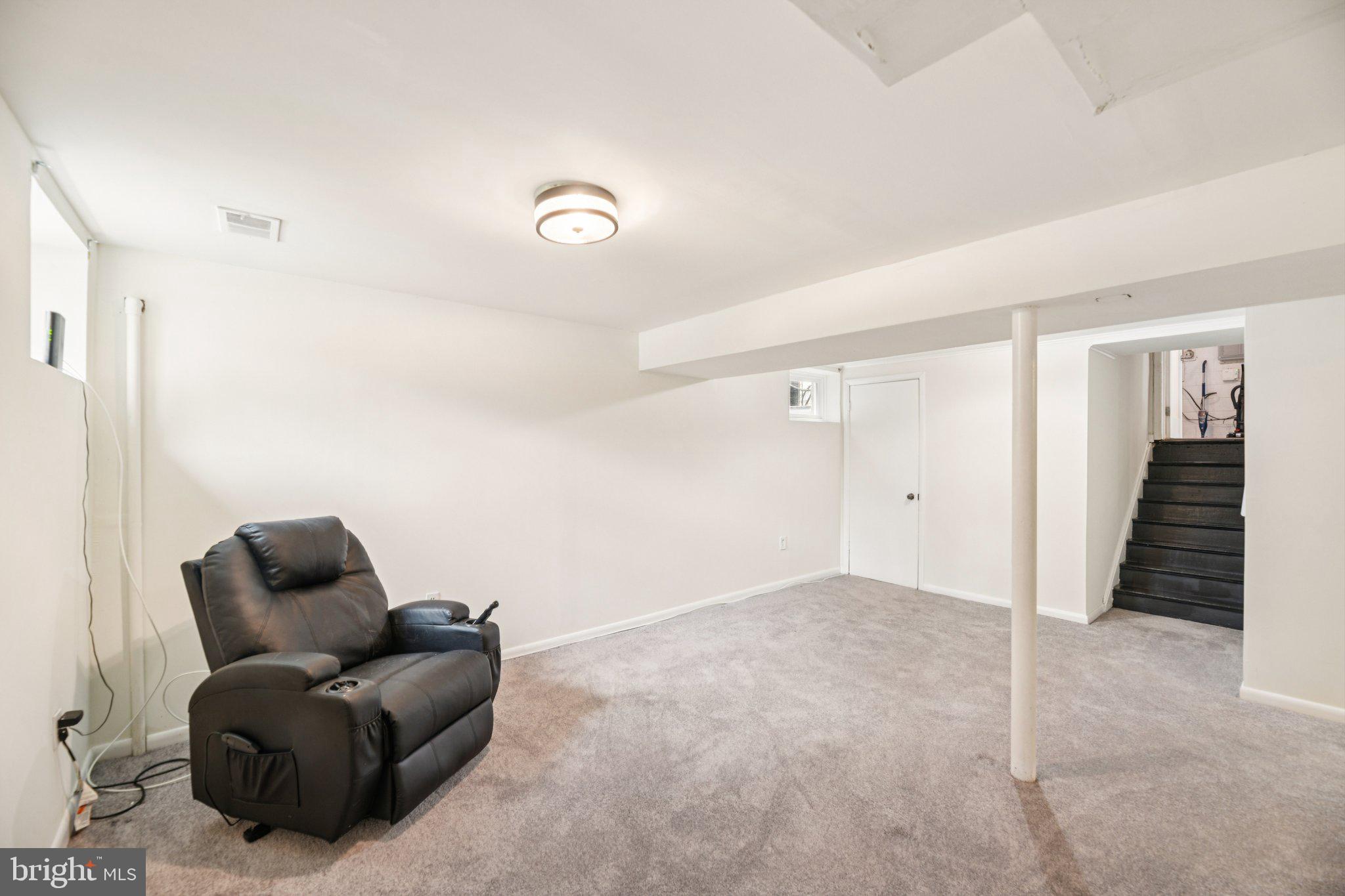 TANTALLON ON THE POTOMAC - Residential