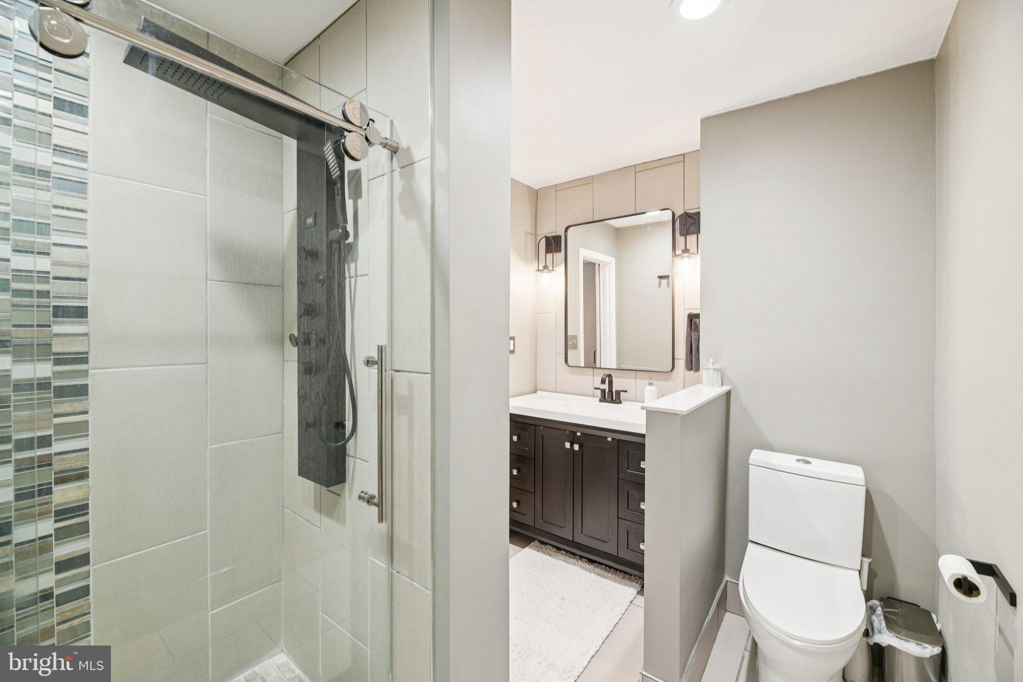 TANTALLON ON THE POTOMAC - Residential