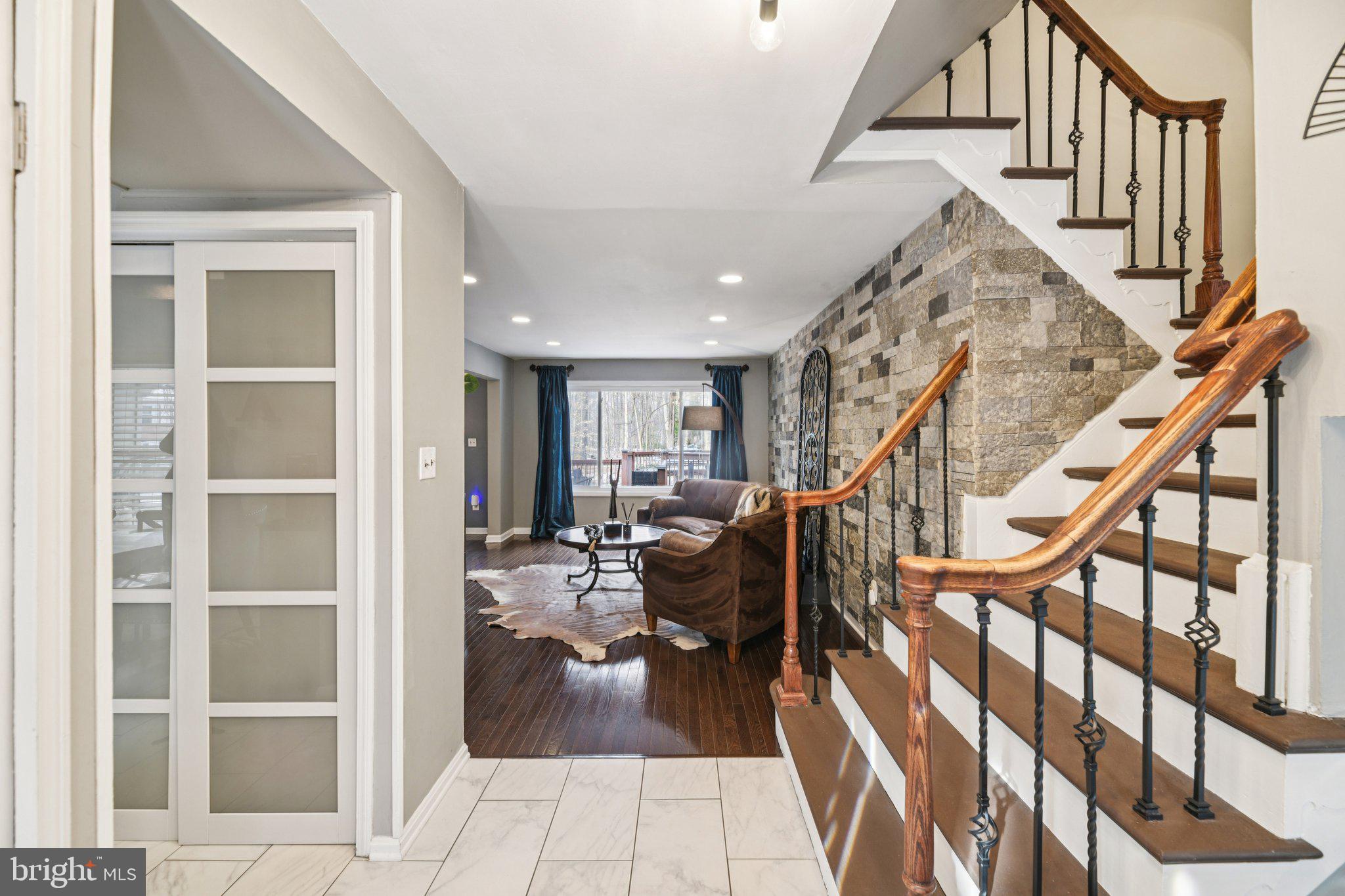 TANTALLON ON THE POTOMAC - Residential