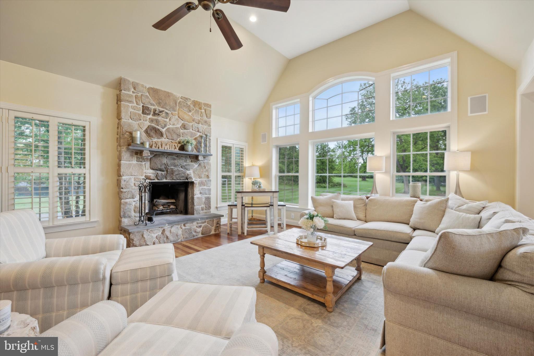 VALLEY PARK - Residential