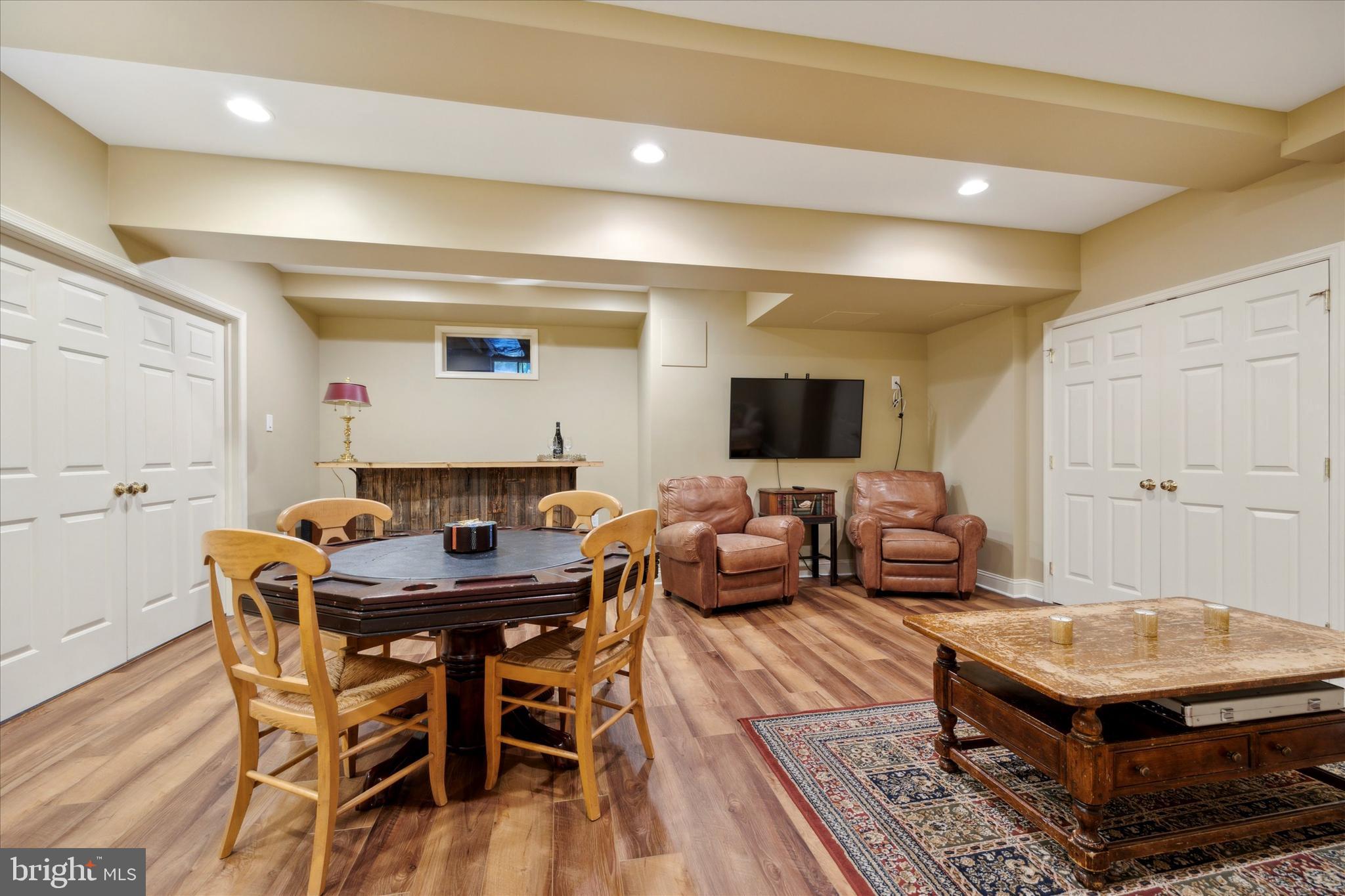 VALLEY PARK - Residential