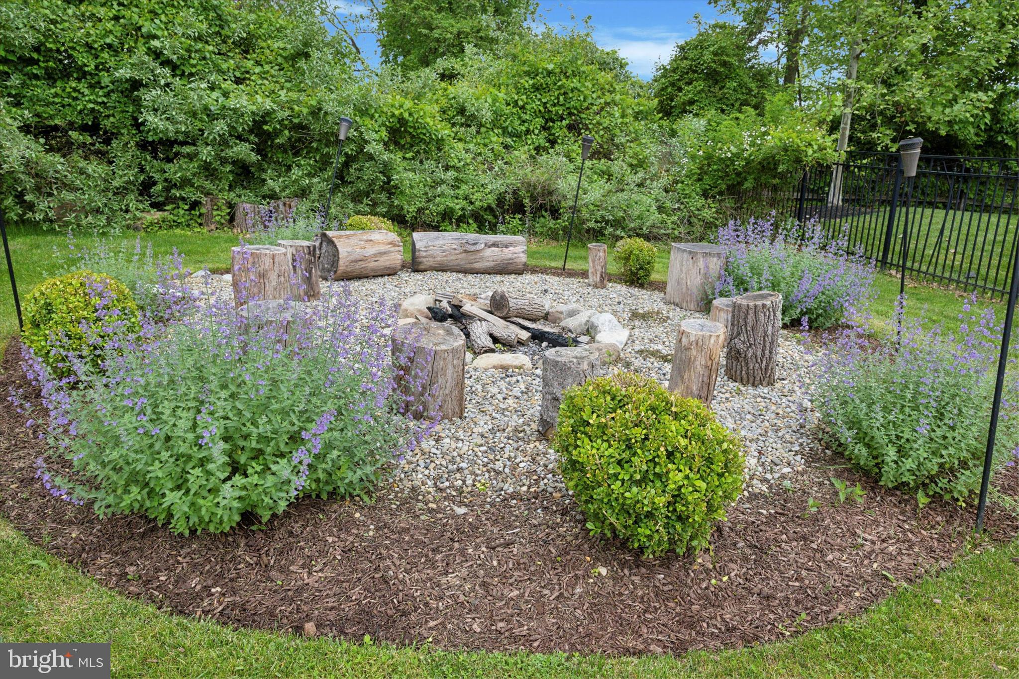 VALLEY PARK - Residential