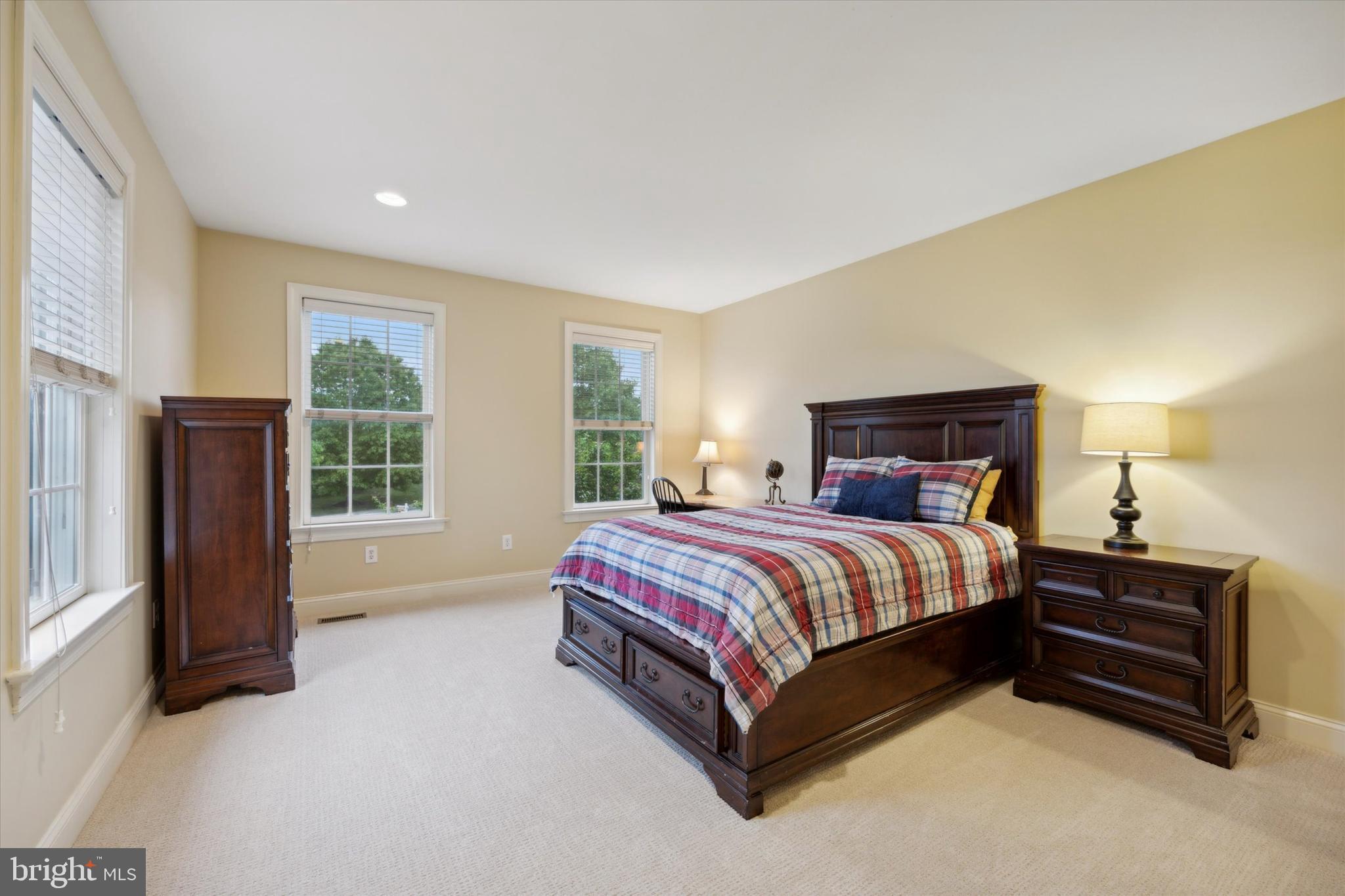 VALLEY PARK - Residential