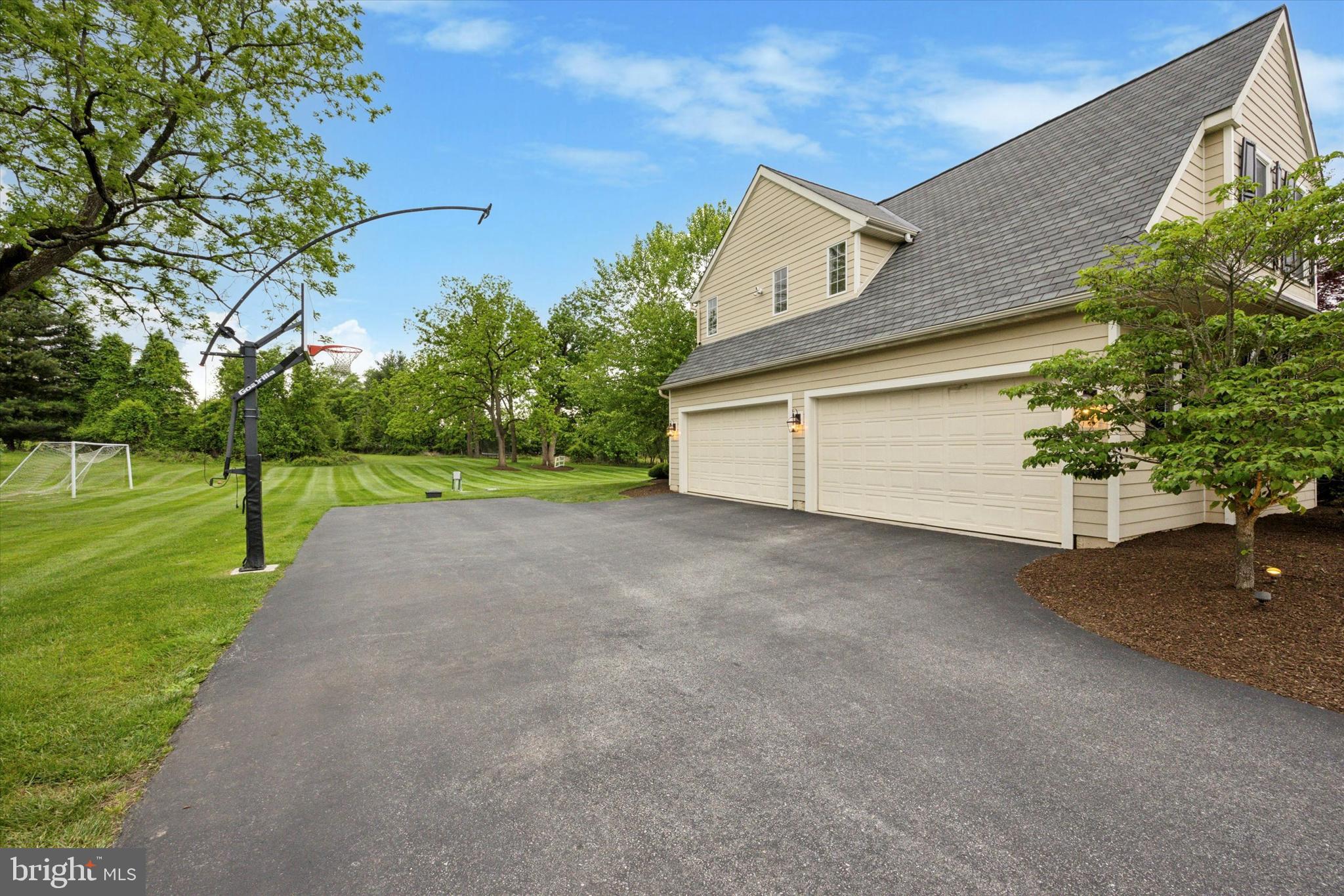 VALLEY PARK - Residential