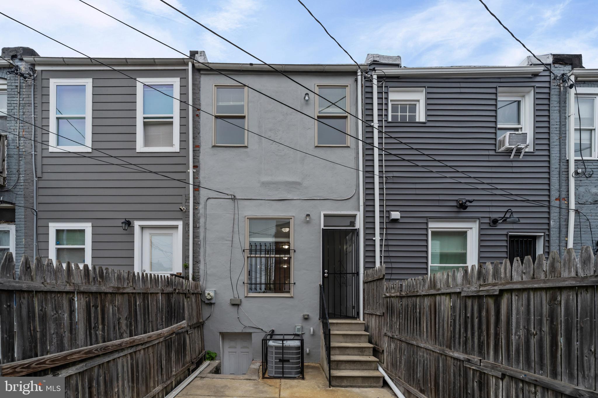 MILTON-MONTFORD - Residential