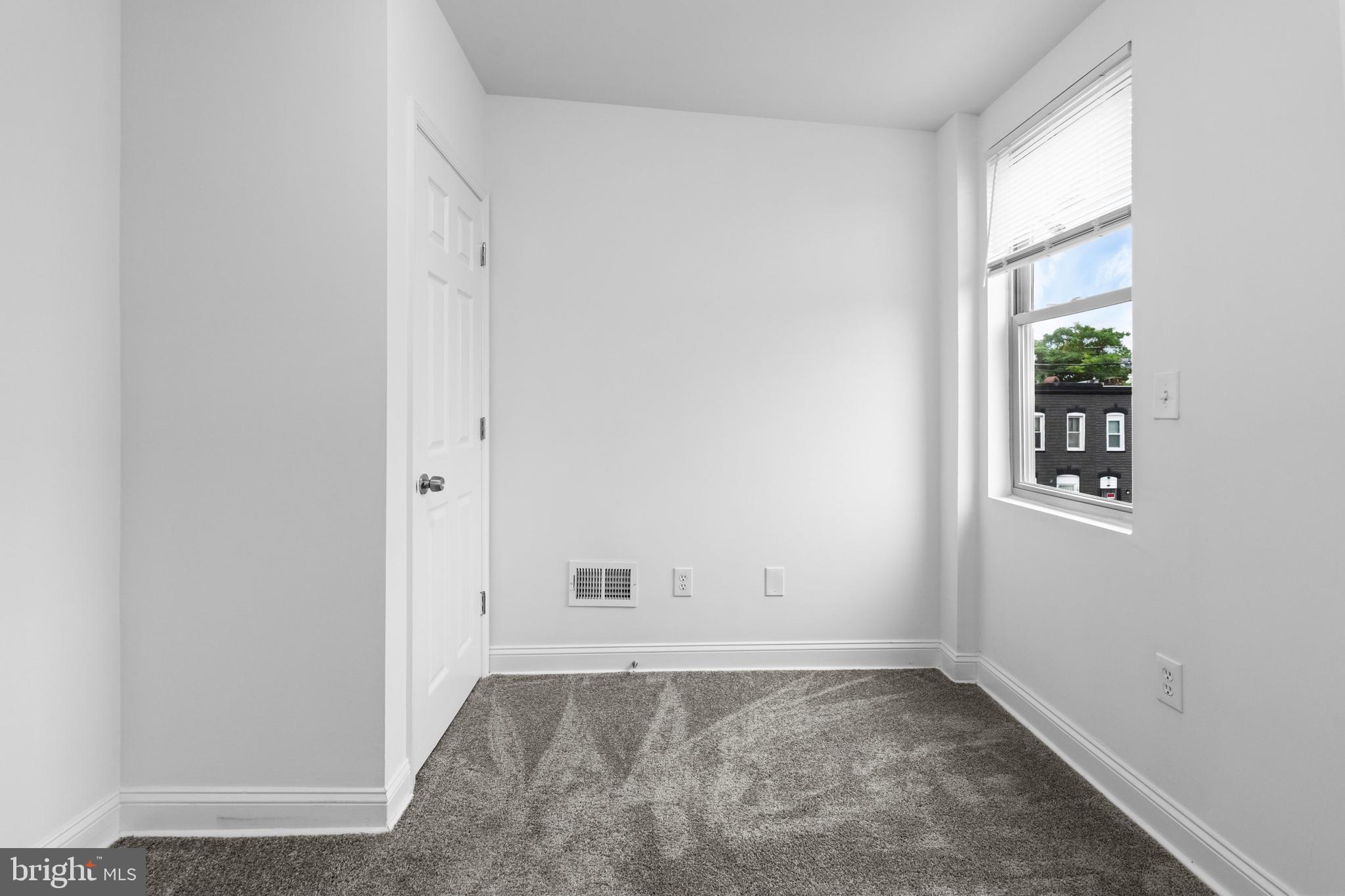 MILTON-MONTFORD - Residential