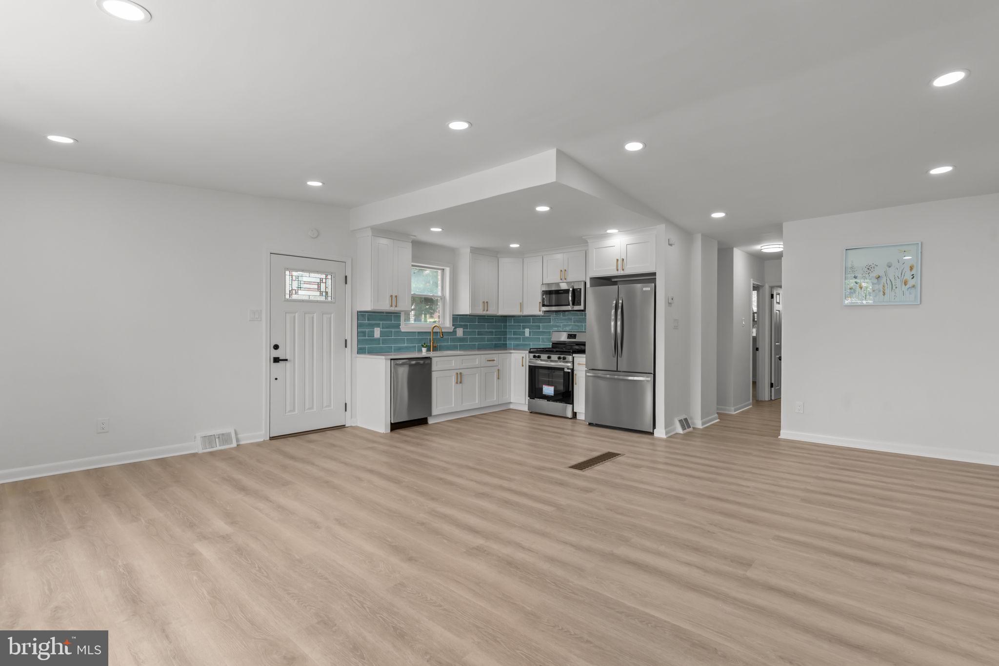 2234 LANSING STREET