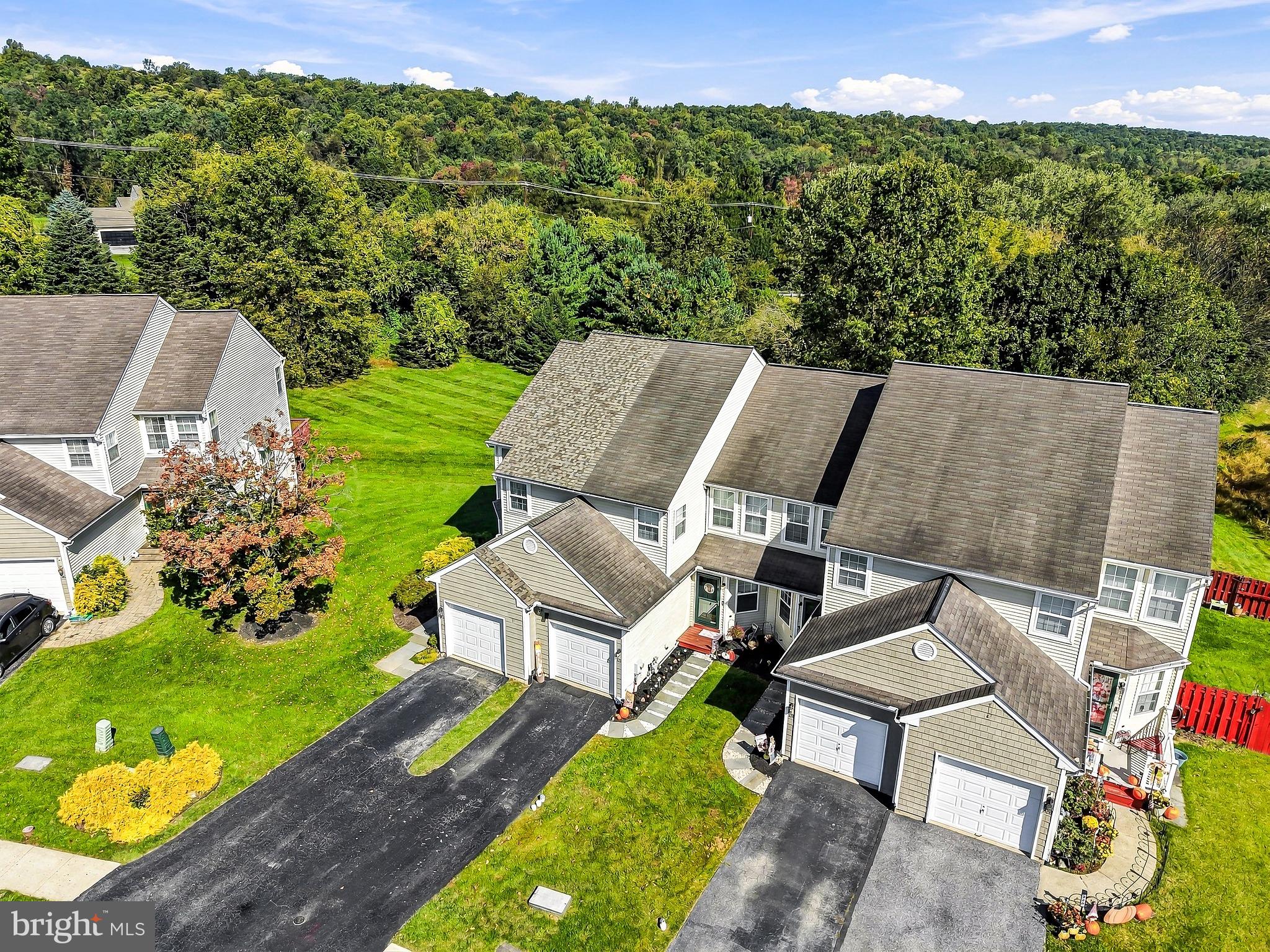 328 GAVIN DRIVE