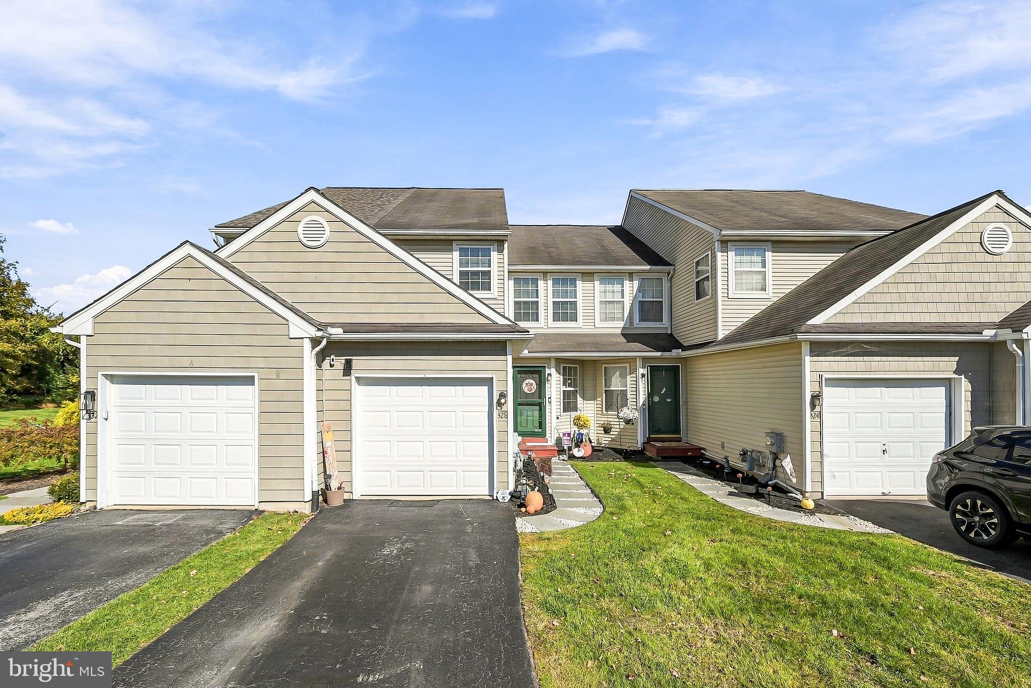 328 GAVIN DRIVE