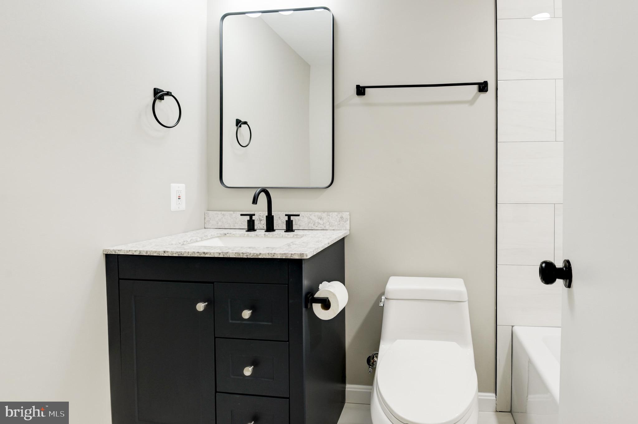 RESTON - Residential Lease