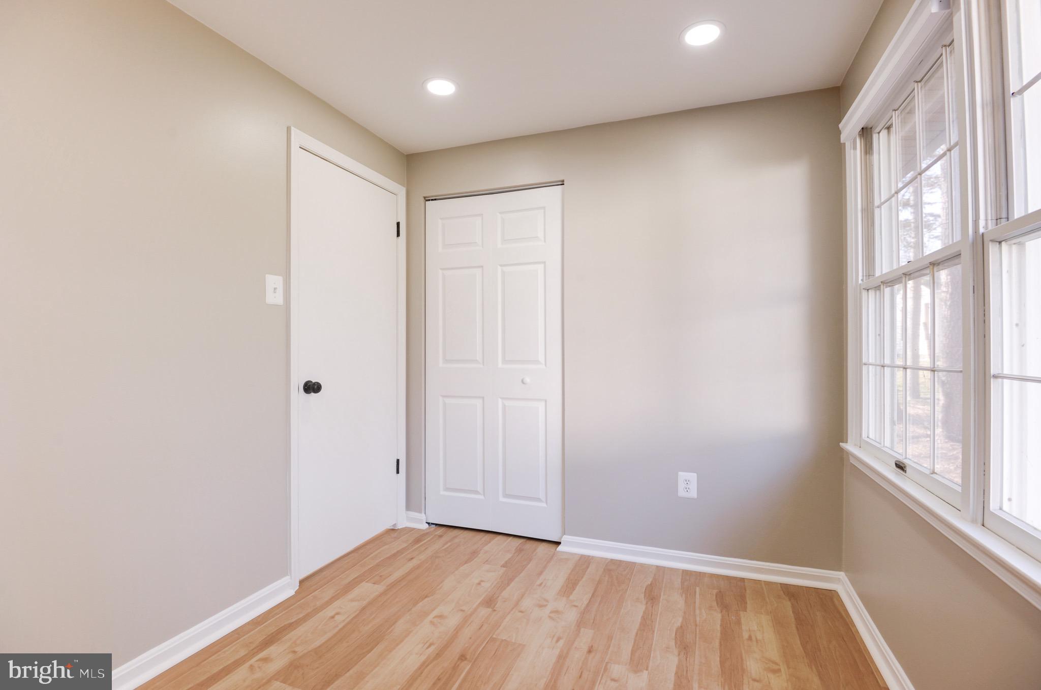 RESTON - Residential Lease