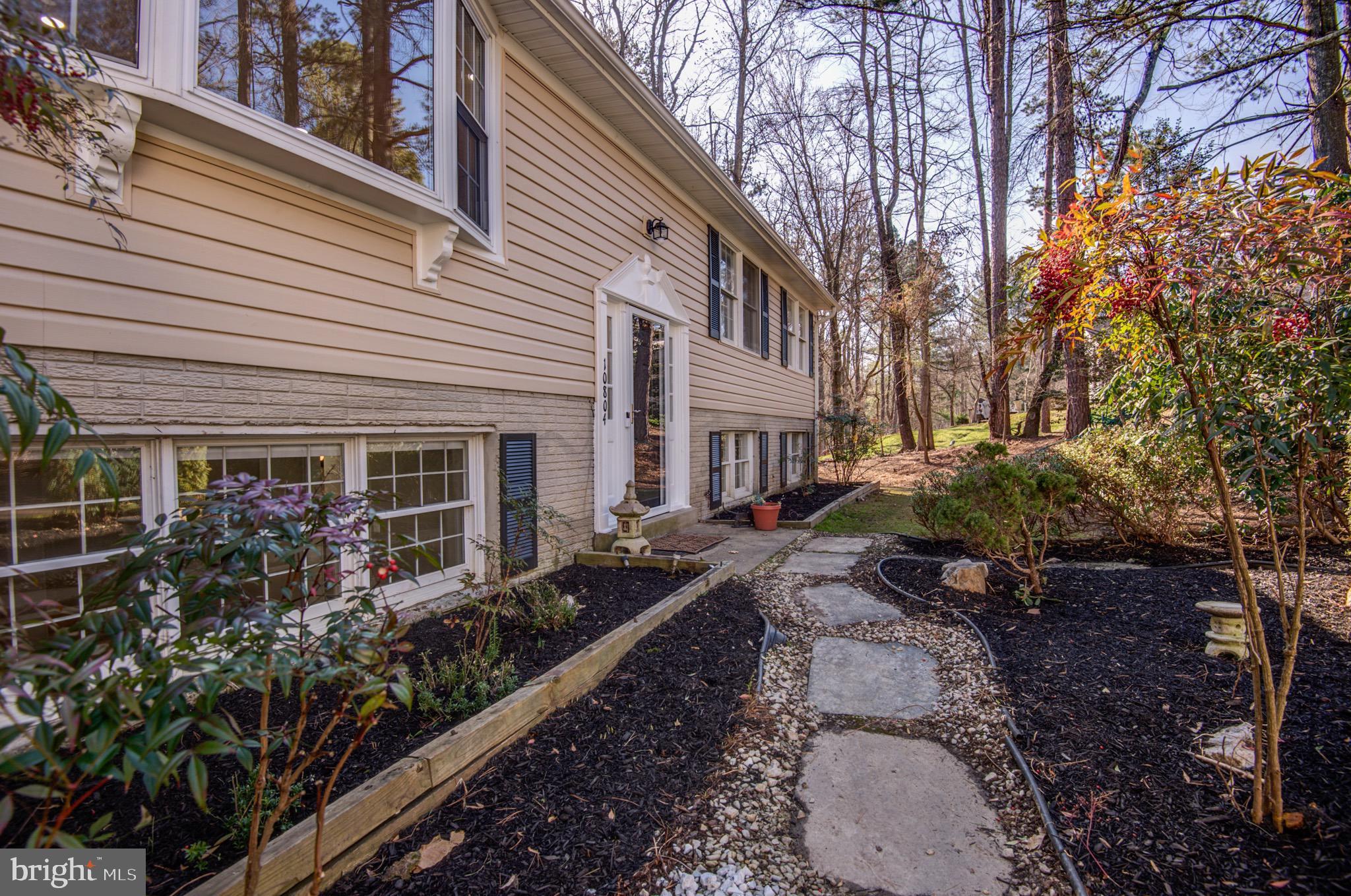 RESTON - Residential Lease