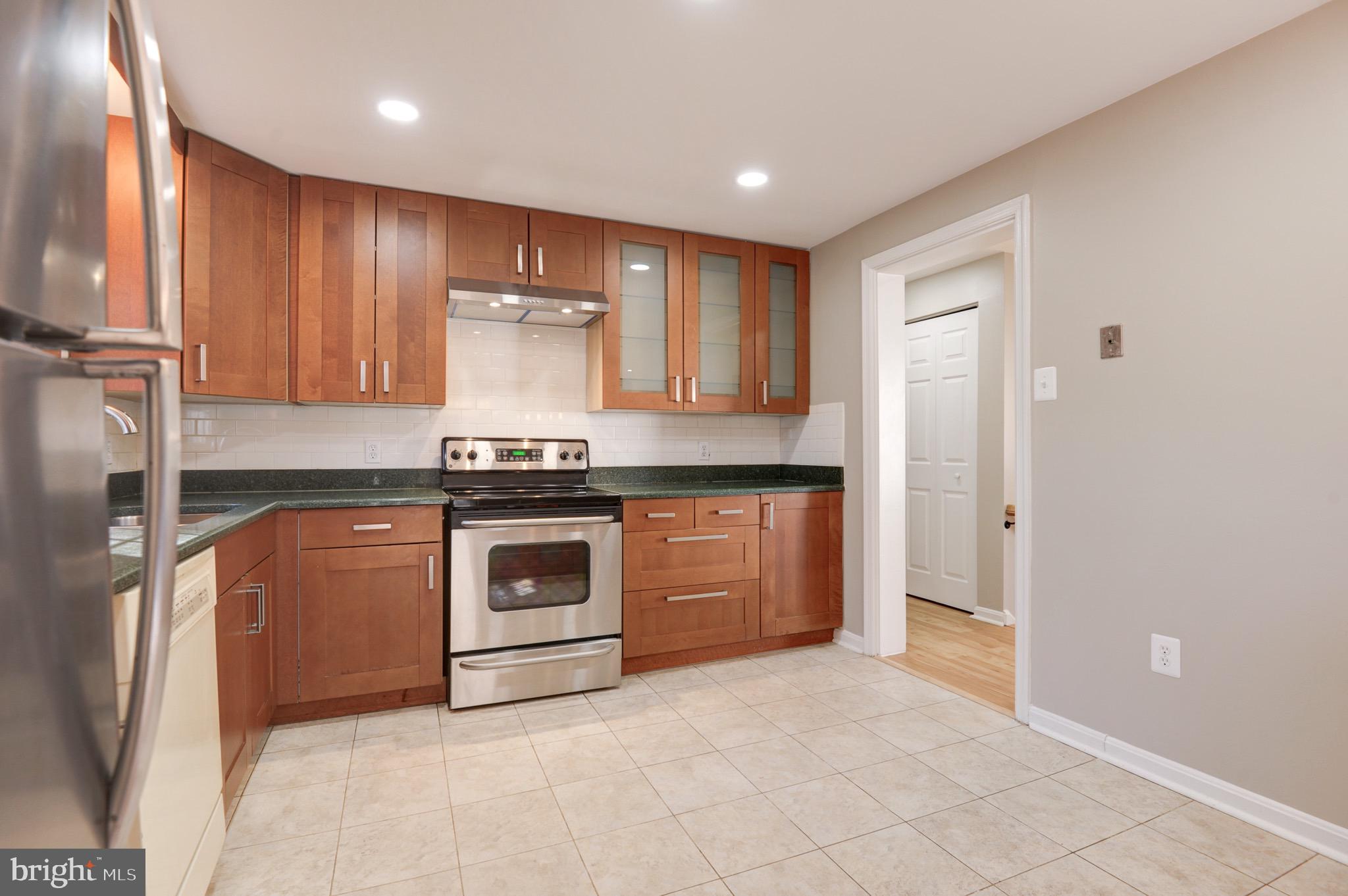 RESTON - Residential Lease