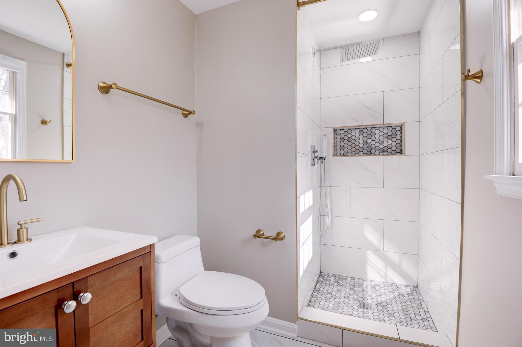 RESTON - Residential Lease