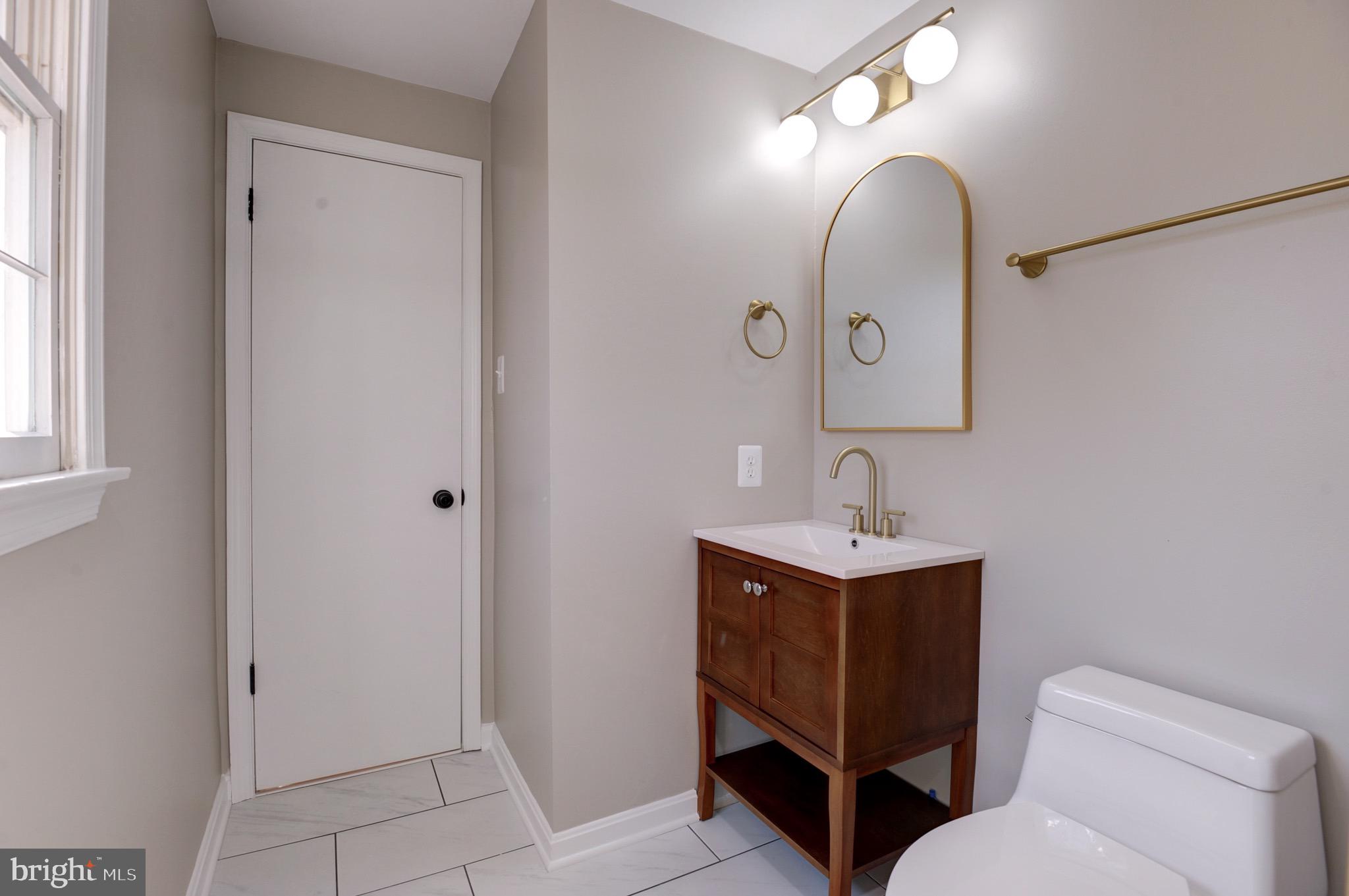 RESTON - Residential Lease