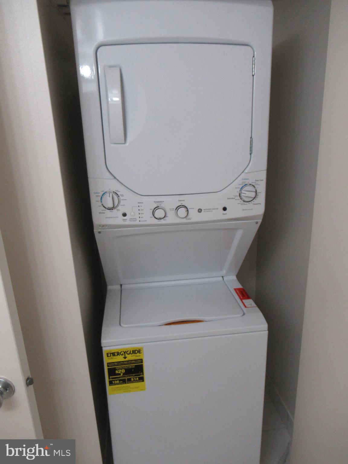 SUMMERTREE CONDO APTS - Residential