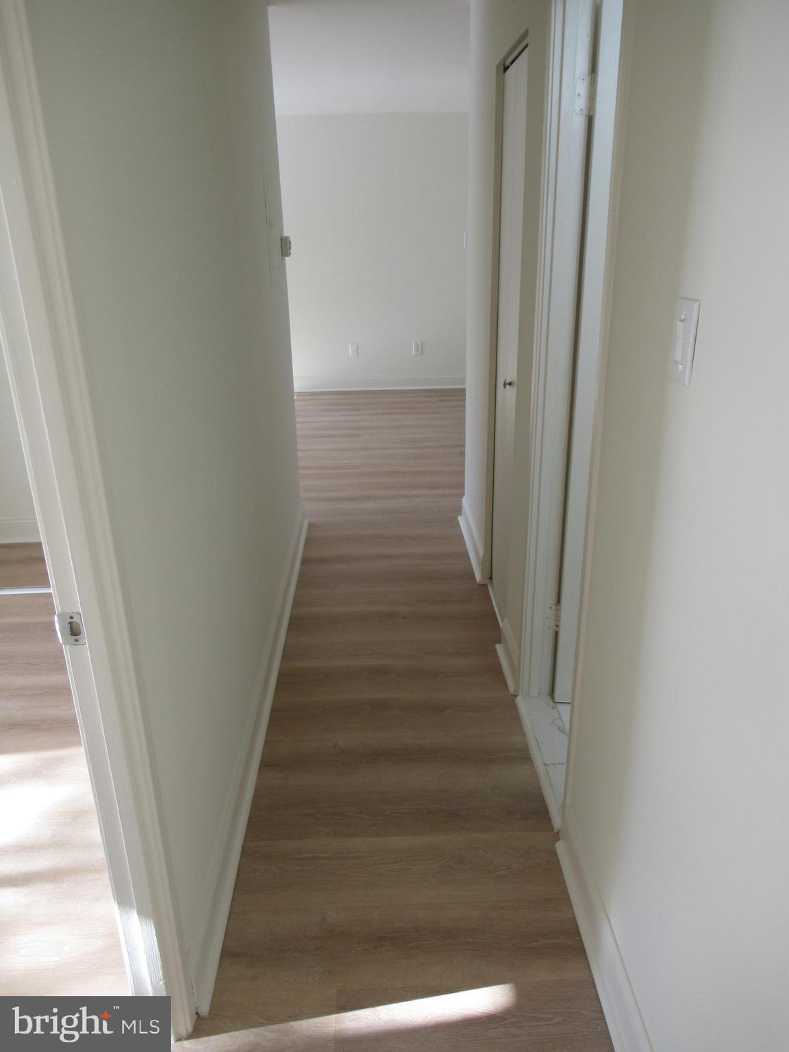 SUMMERTREE CONDO APTS - Residential