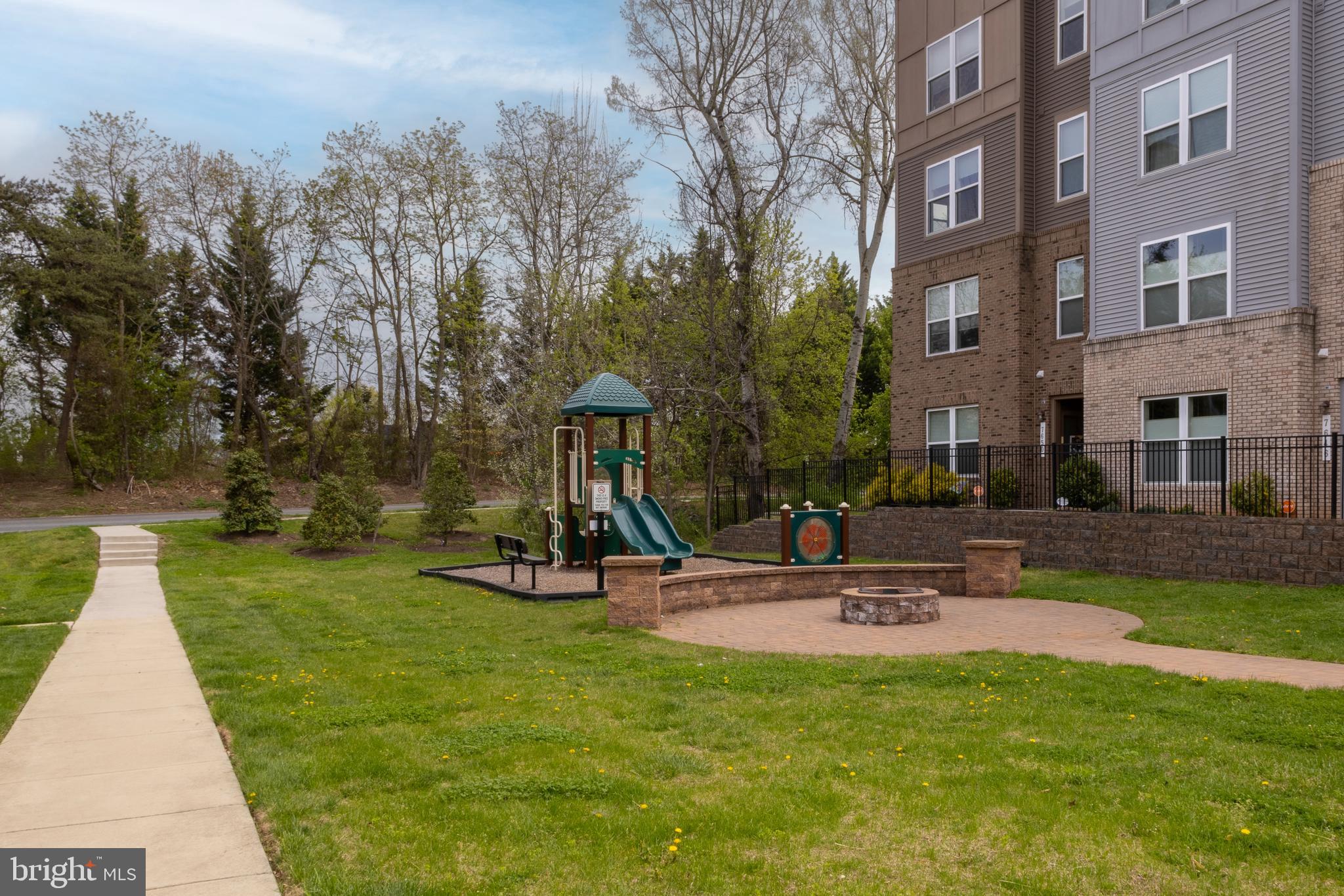 THE VILLAGE AT ARUNDEL MILLS - Residential