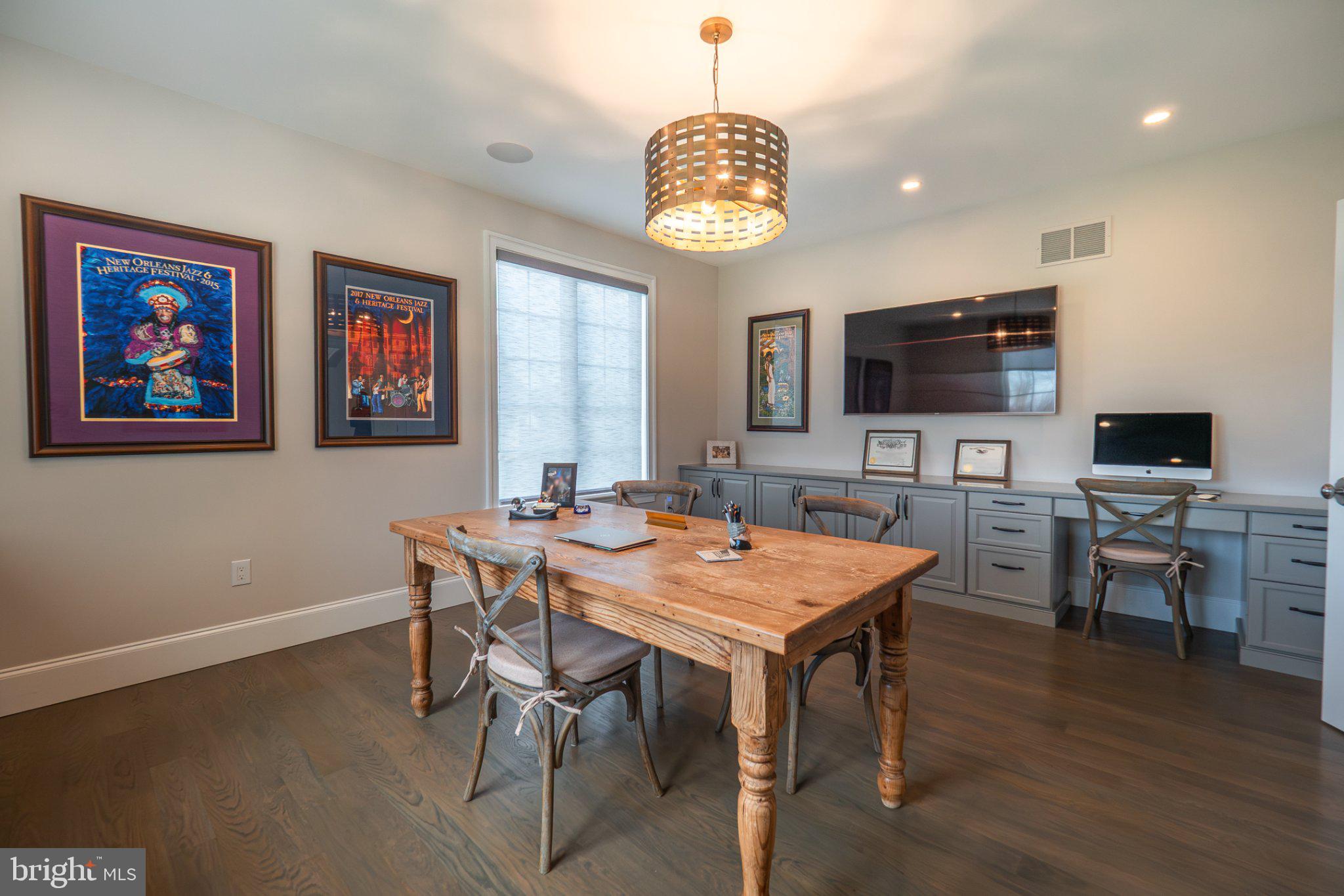 CEDAR RUN - Residential