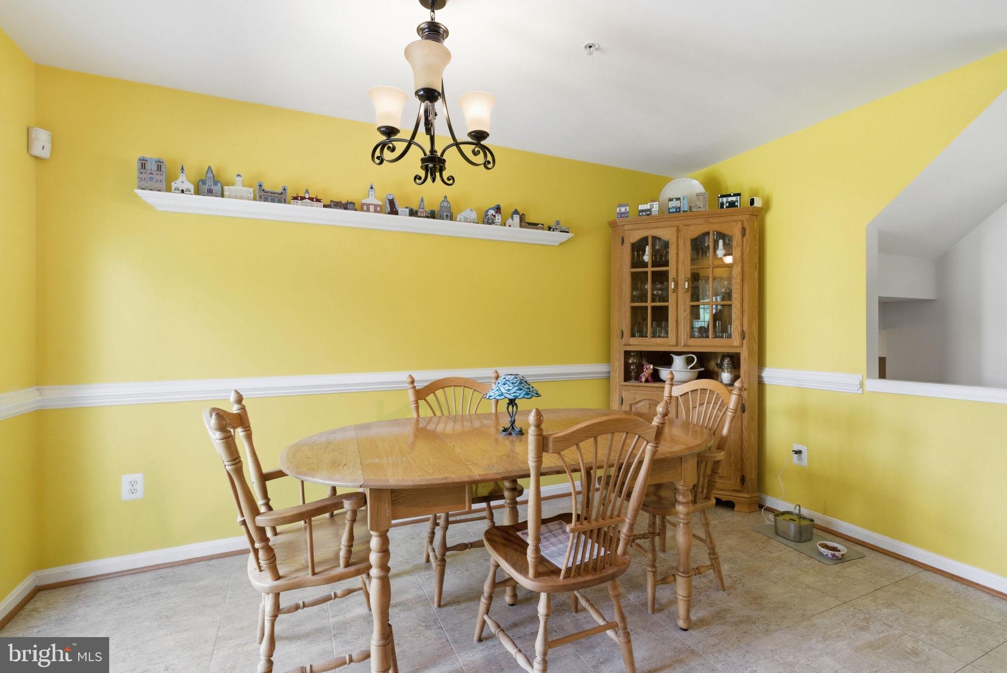 SEVEN OAKS - Residential