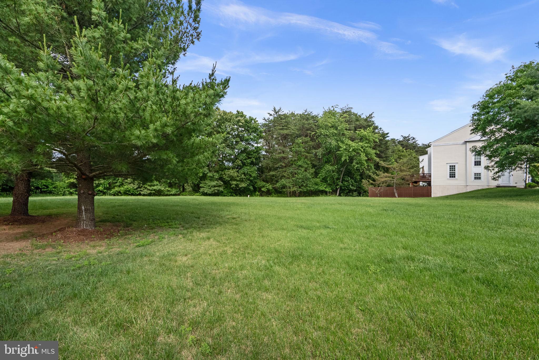 SEVEN OAKS - Residential