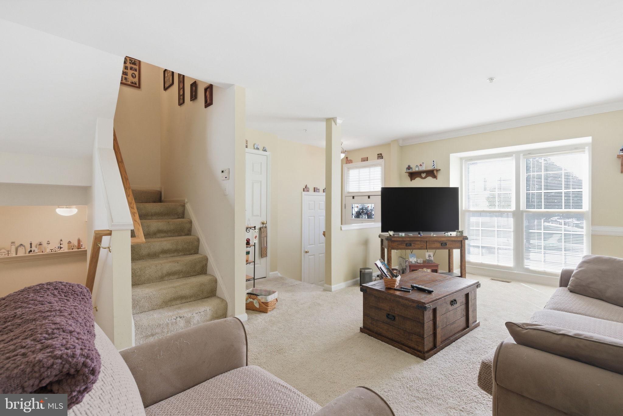 SEVEN OAKS - Residential