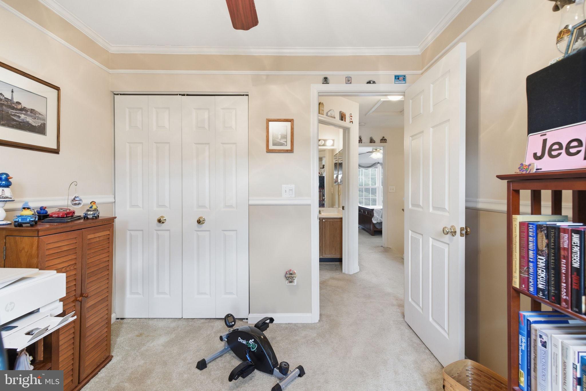 SEVEN OAKS - Residential
