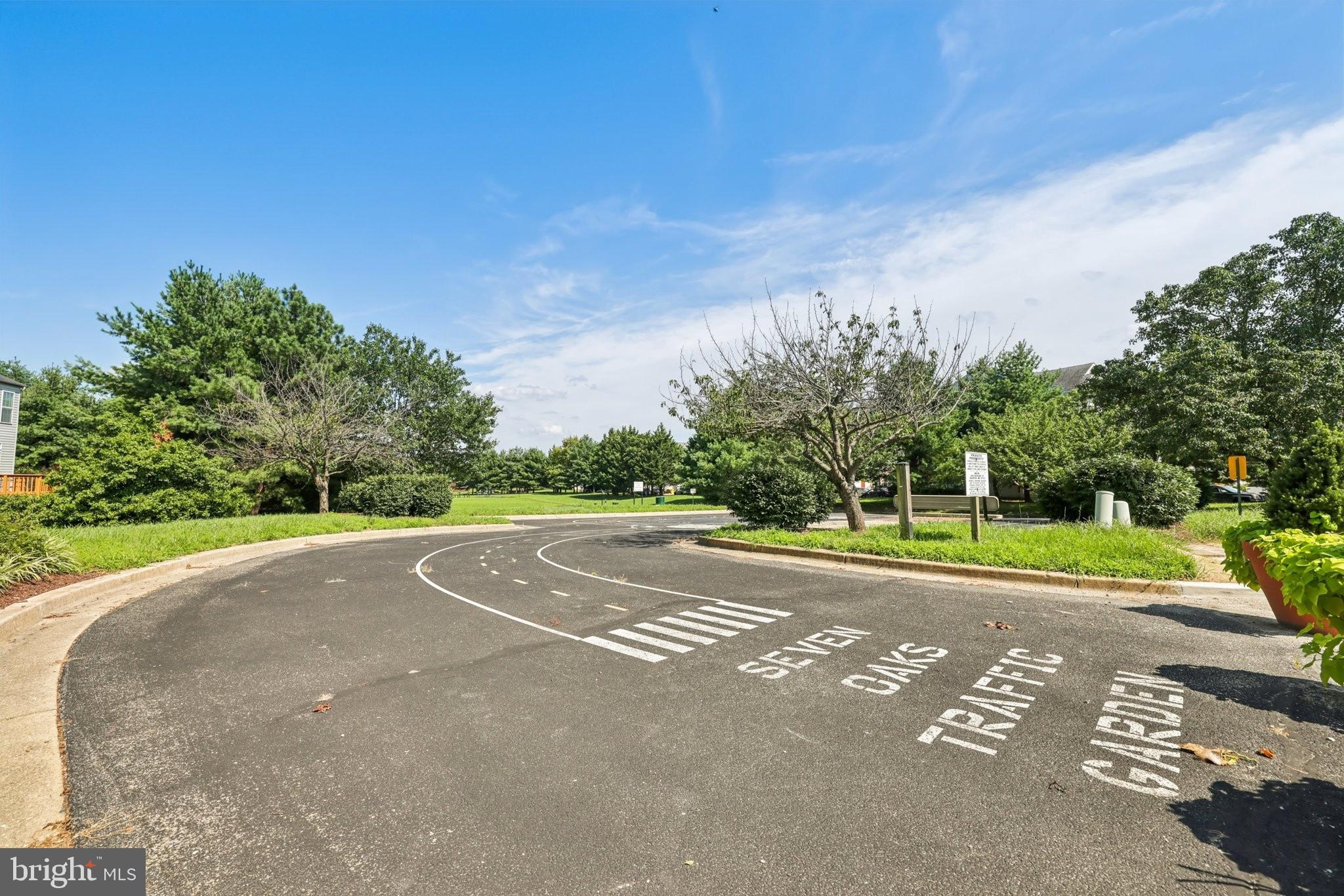 SEVEN OAKS - Residential