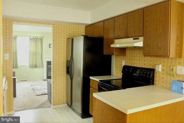 OAKCREST VILLAGE - Residential