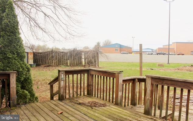 OAKCREST VILLAGE - Residential