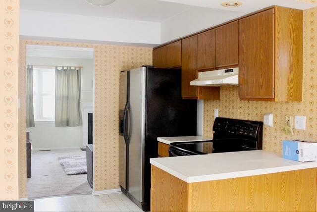 OAKCREST VILLAGE - Residential