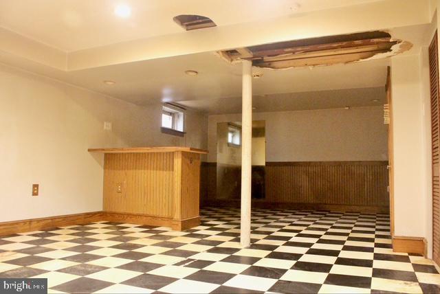 OAKCREST VILLAGE - Residential