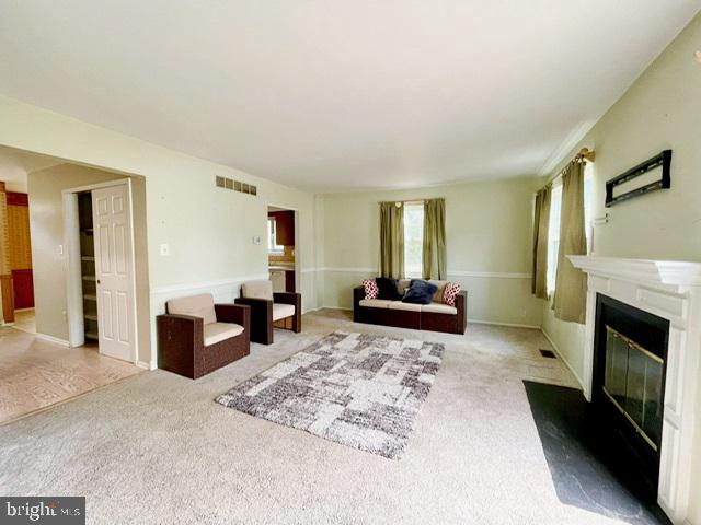 OAKCREST VILLAGE - Residential