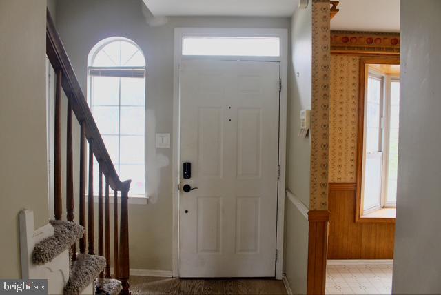 OAKCREST VILLAGE - Residential