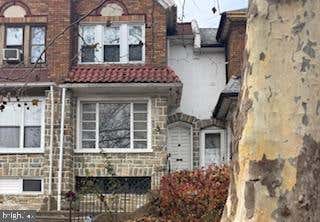 Townhouse For Sale - 5727 Woodcrest Avenue<br/> PHILADELPHIA, PA 19131