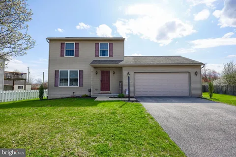 125 Nolan Drive, York, PA 17404 - #: PAYK2100794