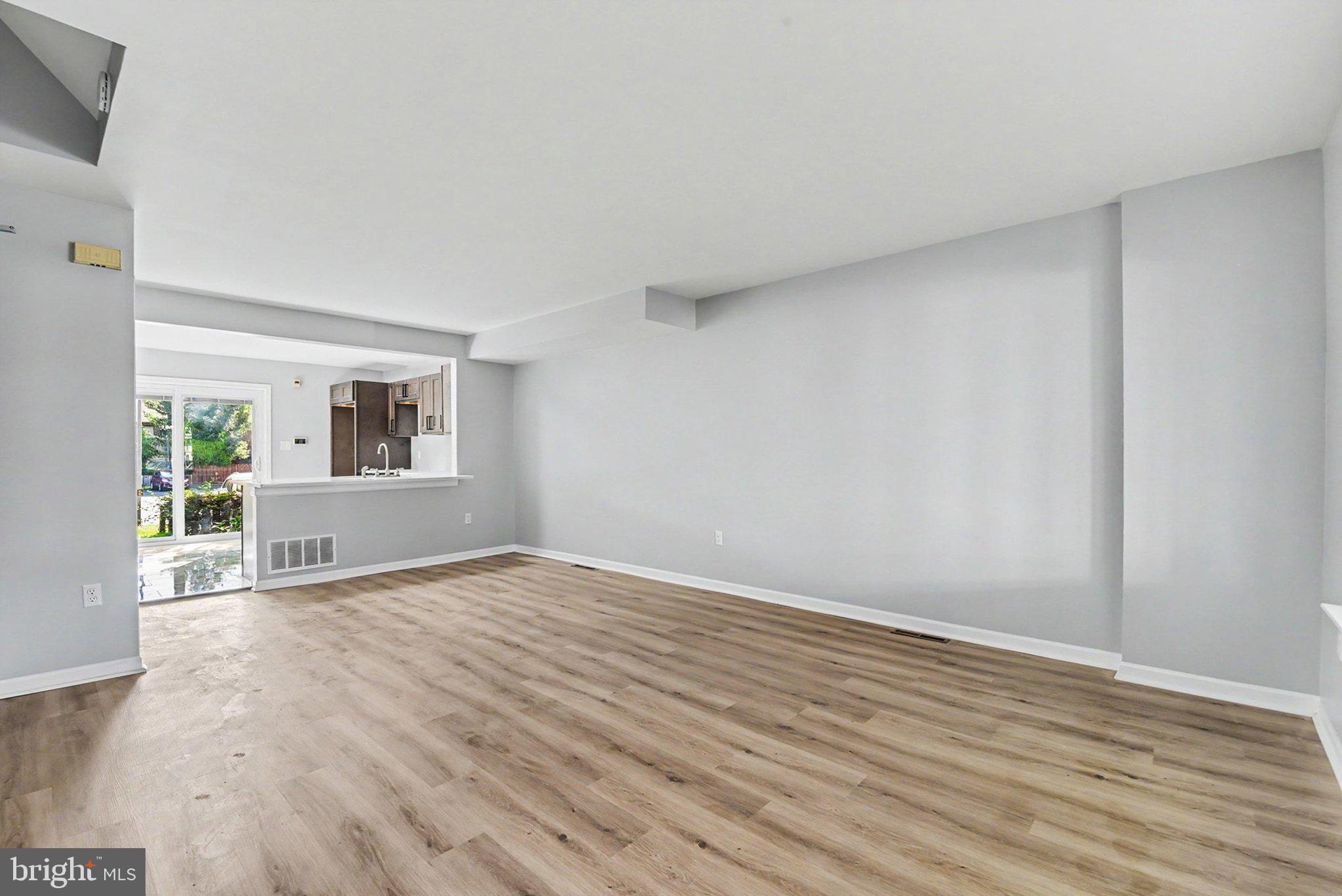 1223 N 3RD STREET